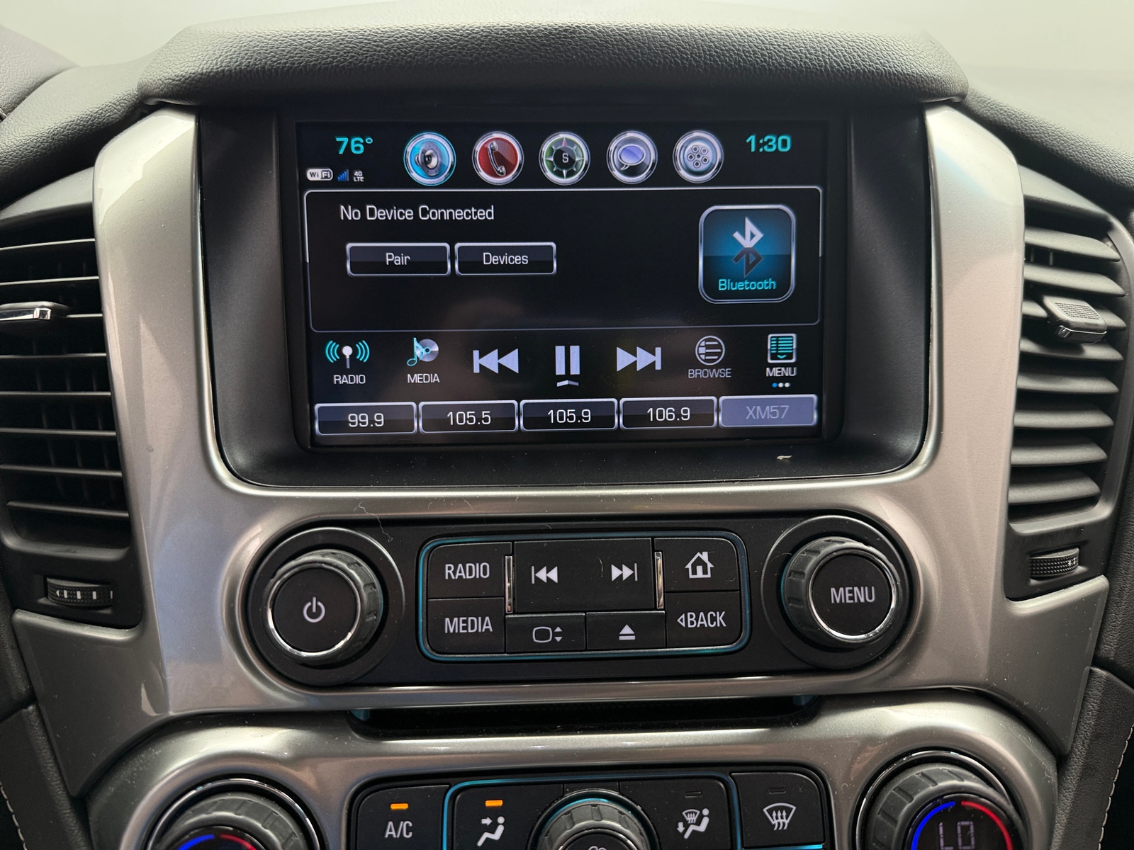Thumbnail: 2018 Chevrolet Suburban - 3