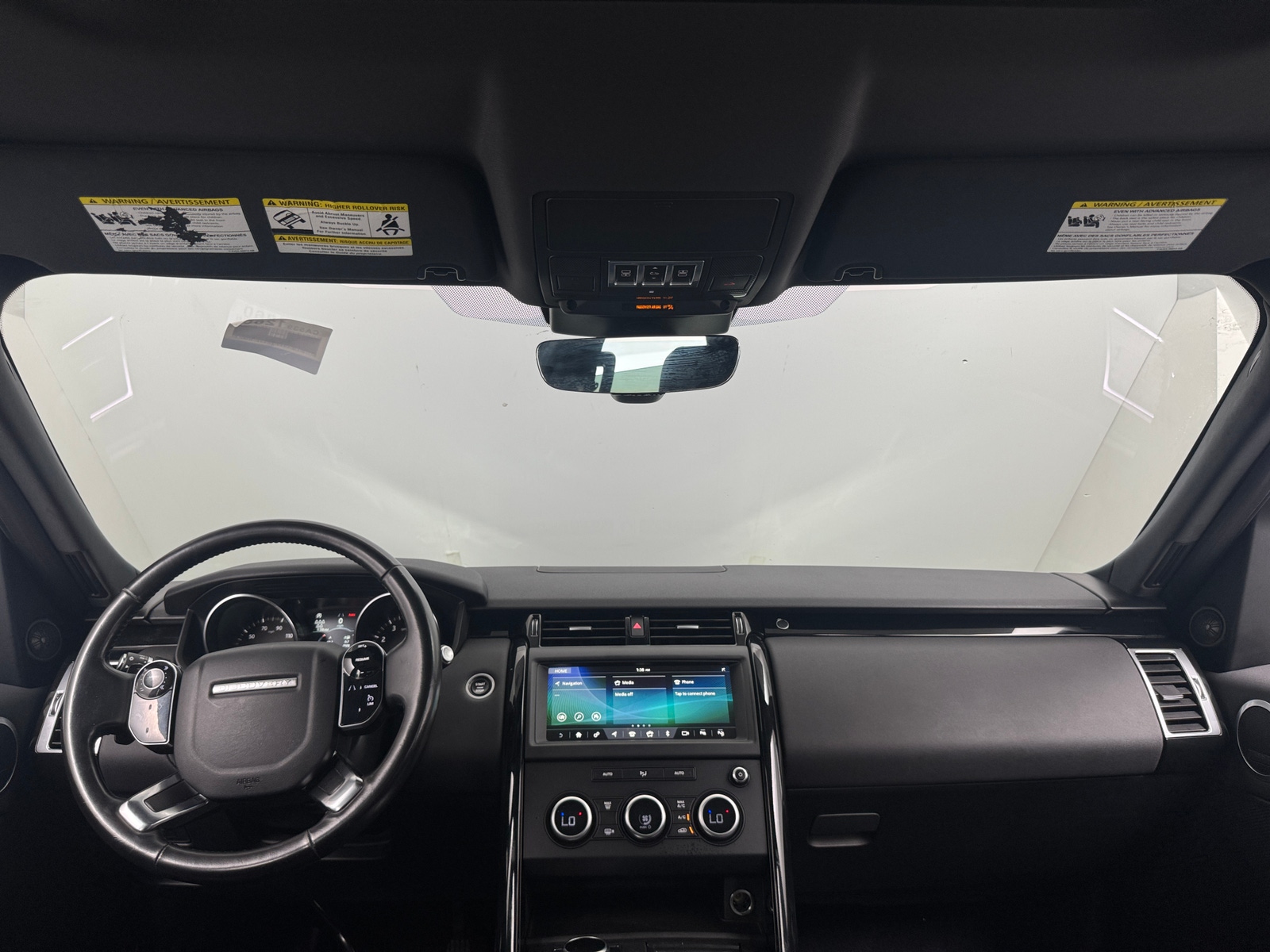 Thumbnail: 2020 Land Rover Discovery - 2