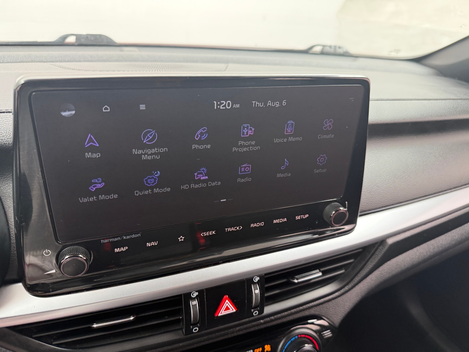 Thumbnail: 2023 Kia Forte - 3