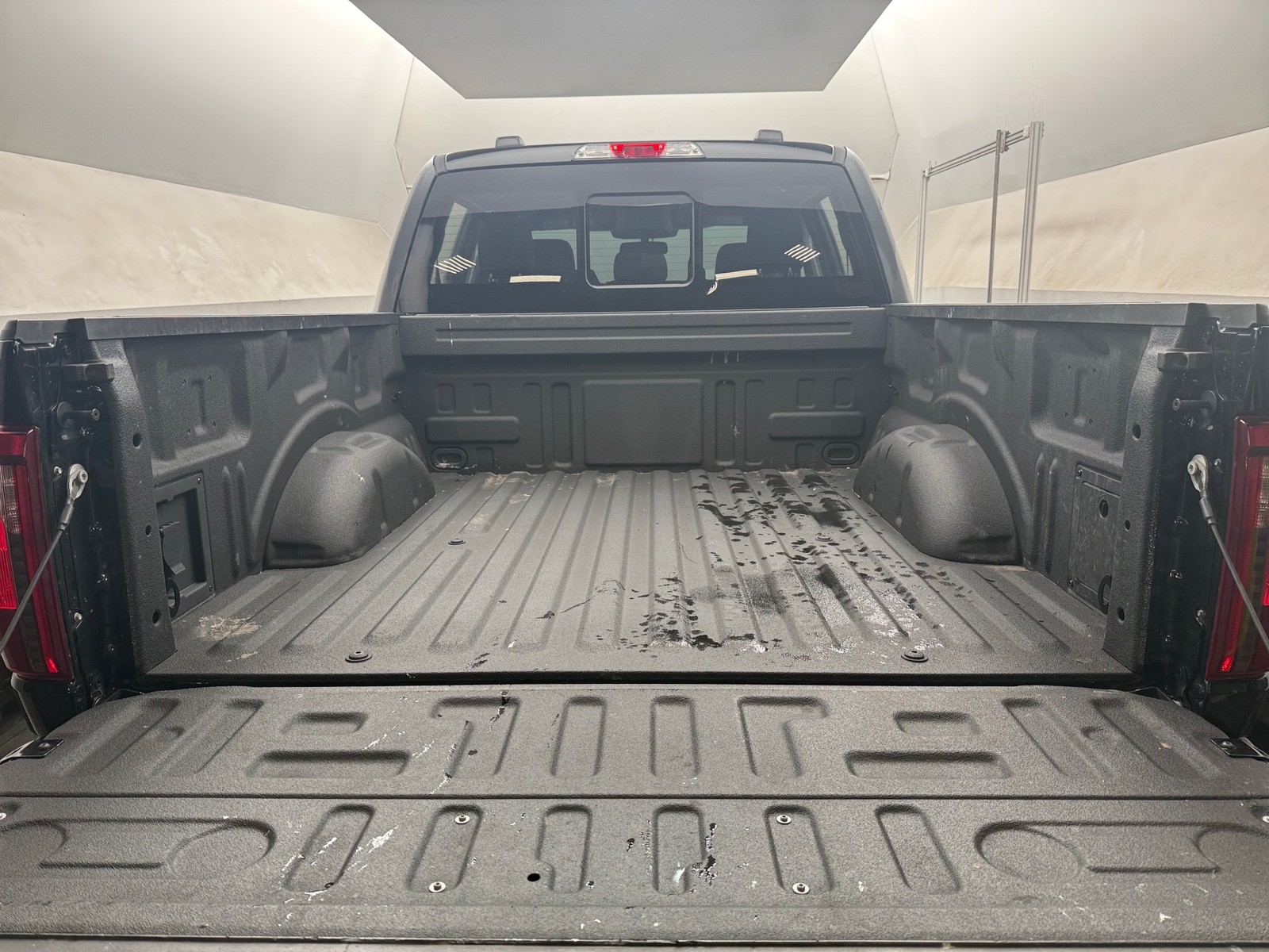 Thumbnail: 2025 Ford Econoline - 7