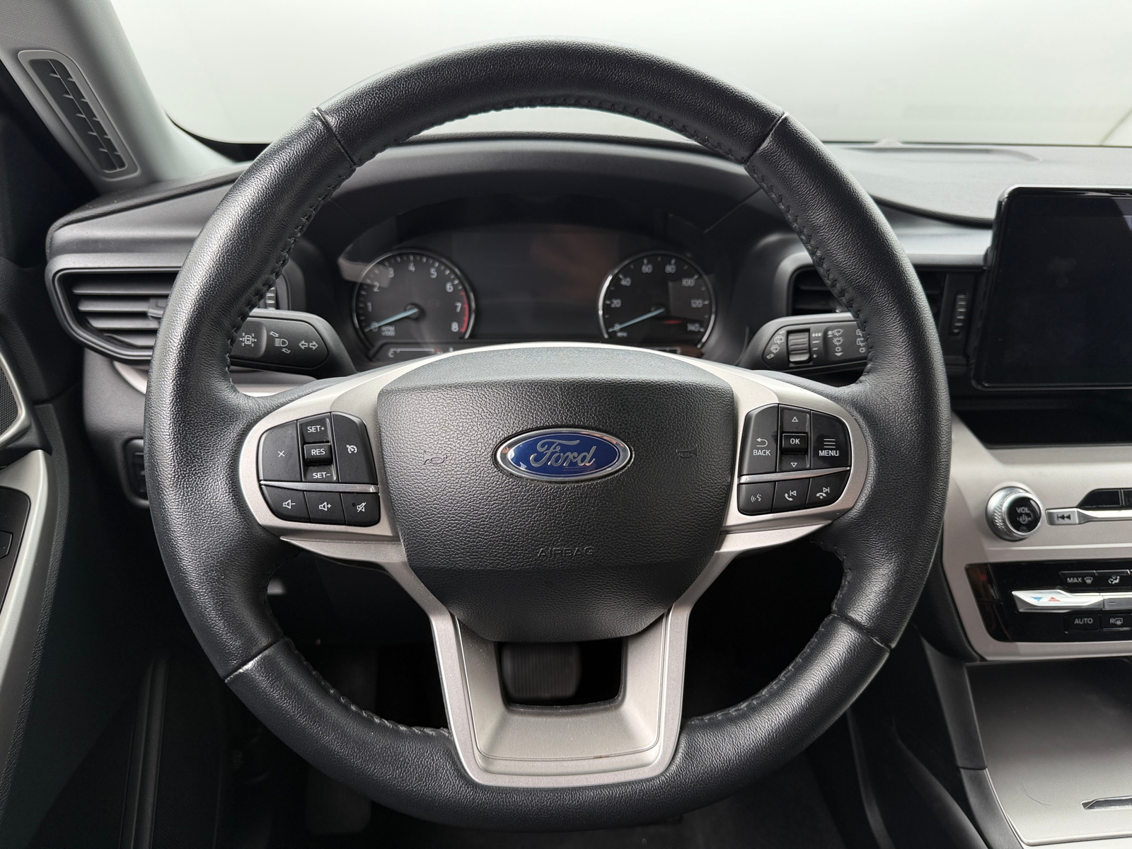 Thumbnail: 2024 Ford Explorer - 5