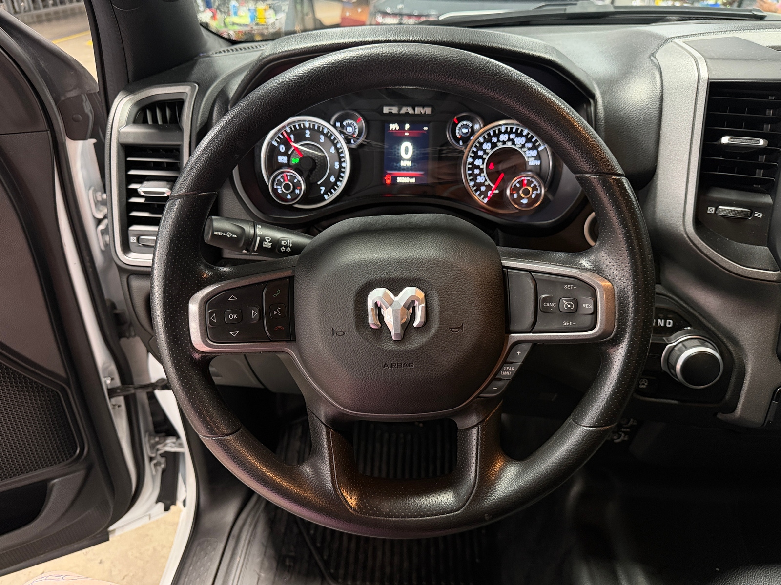 Thumbnail: 2024 RAM 1500 - 5