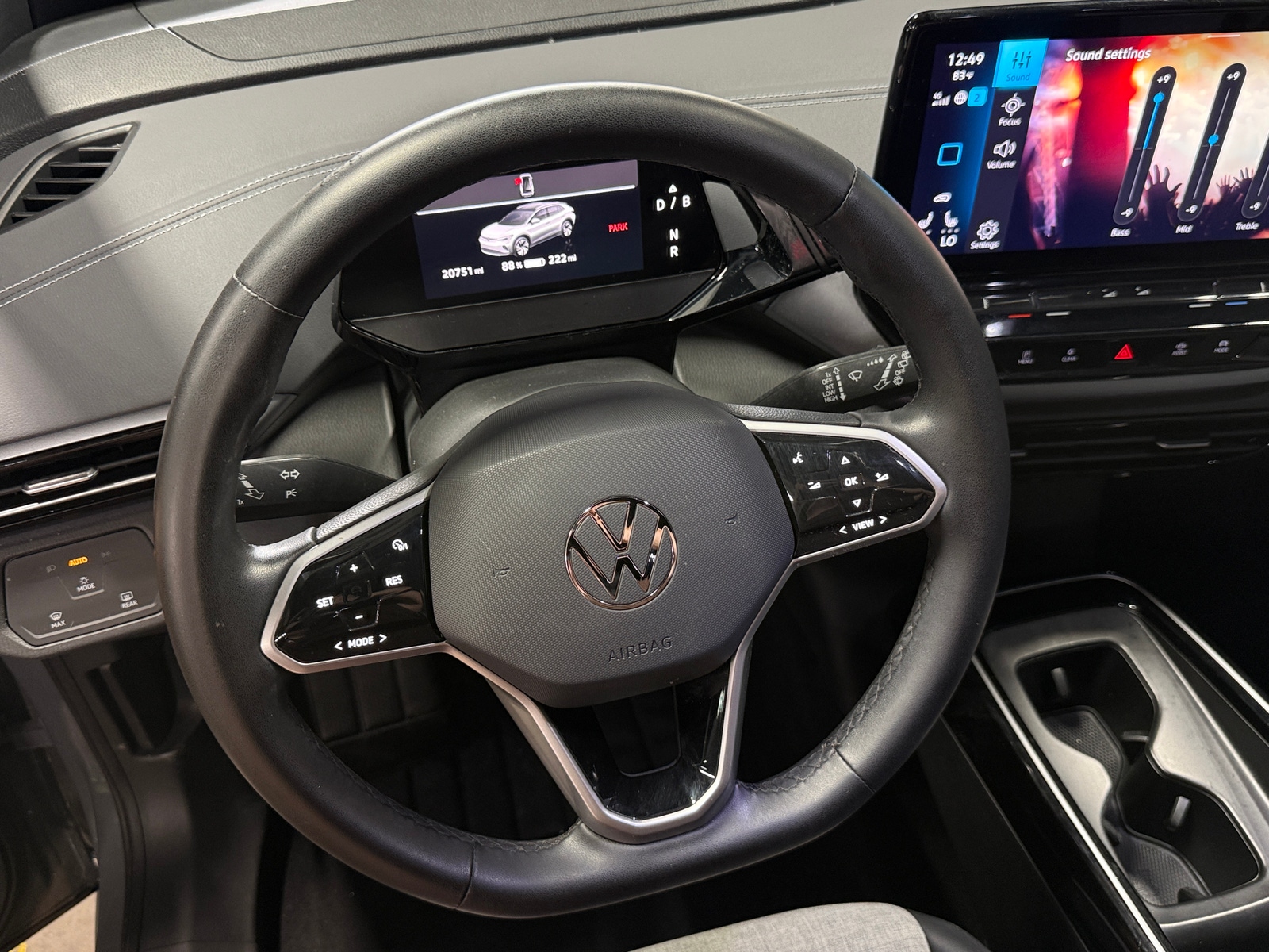 Thumbnail: 2023 Volkswagen ID.4 - 5