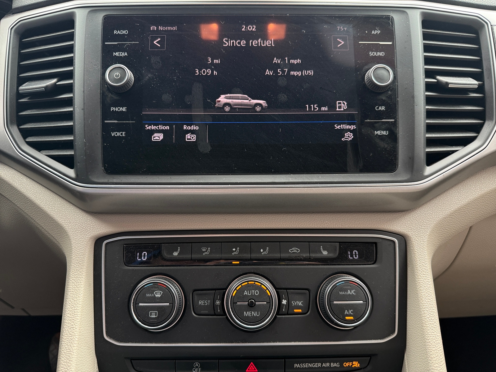 Thumbnail: 2019 Volkswagen Atlas - 3