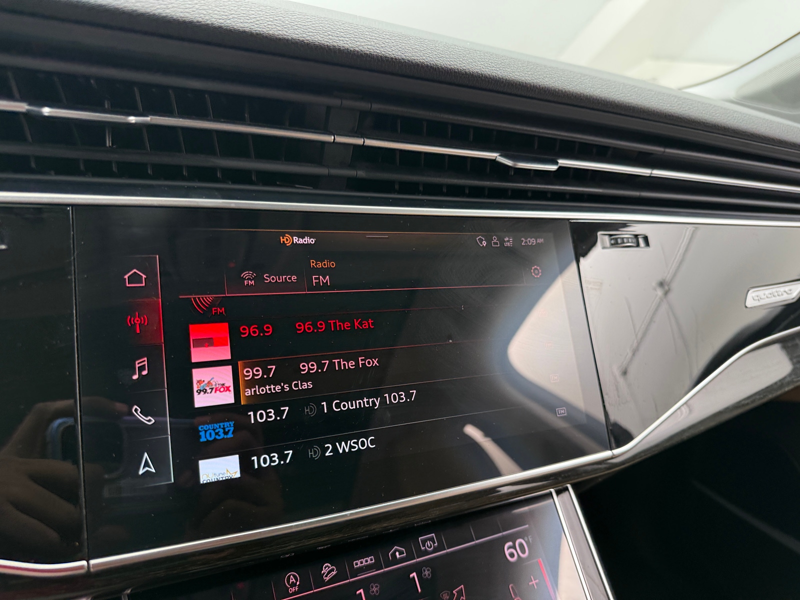 Thumbnail: 2022 Audi Q7 - 3