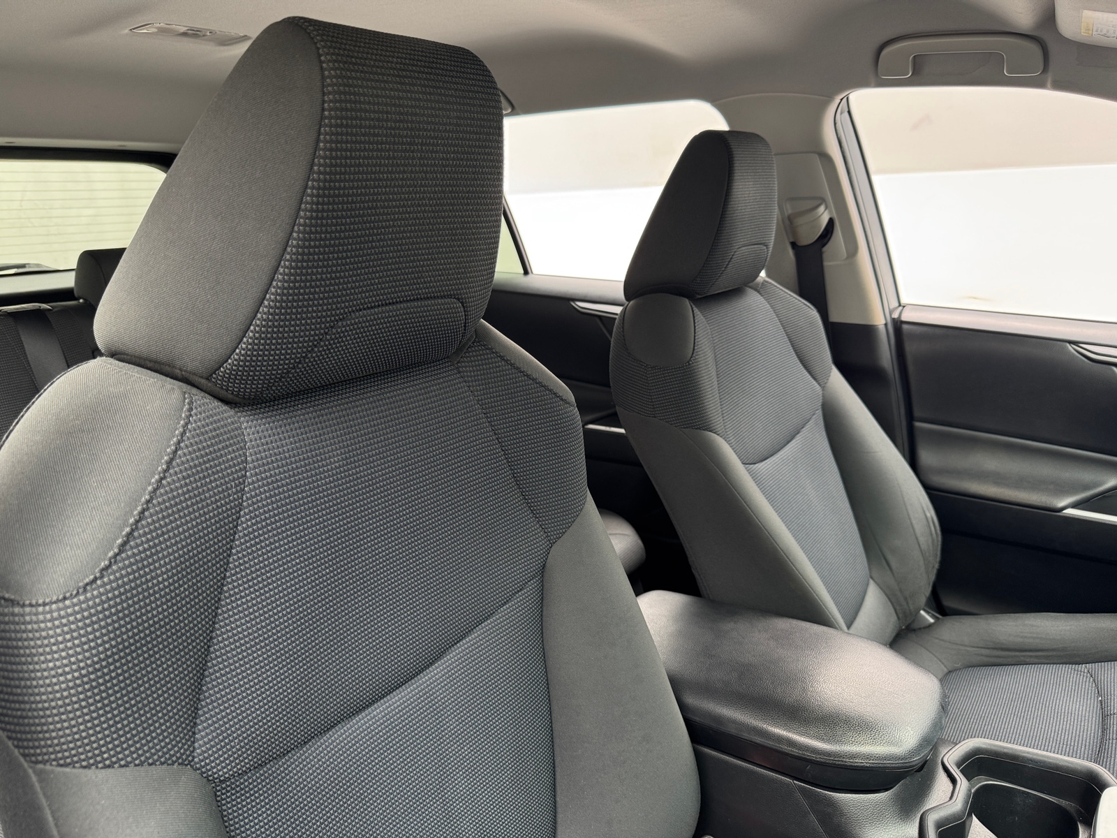 Thumbnail: 2019 Toyota RAV4 - 2