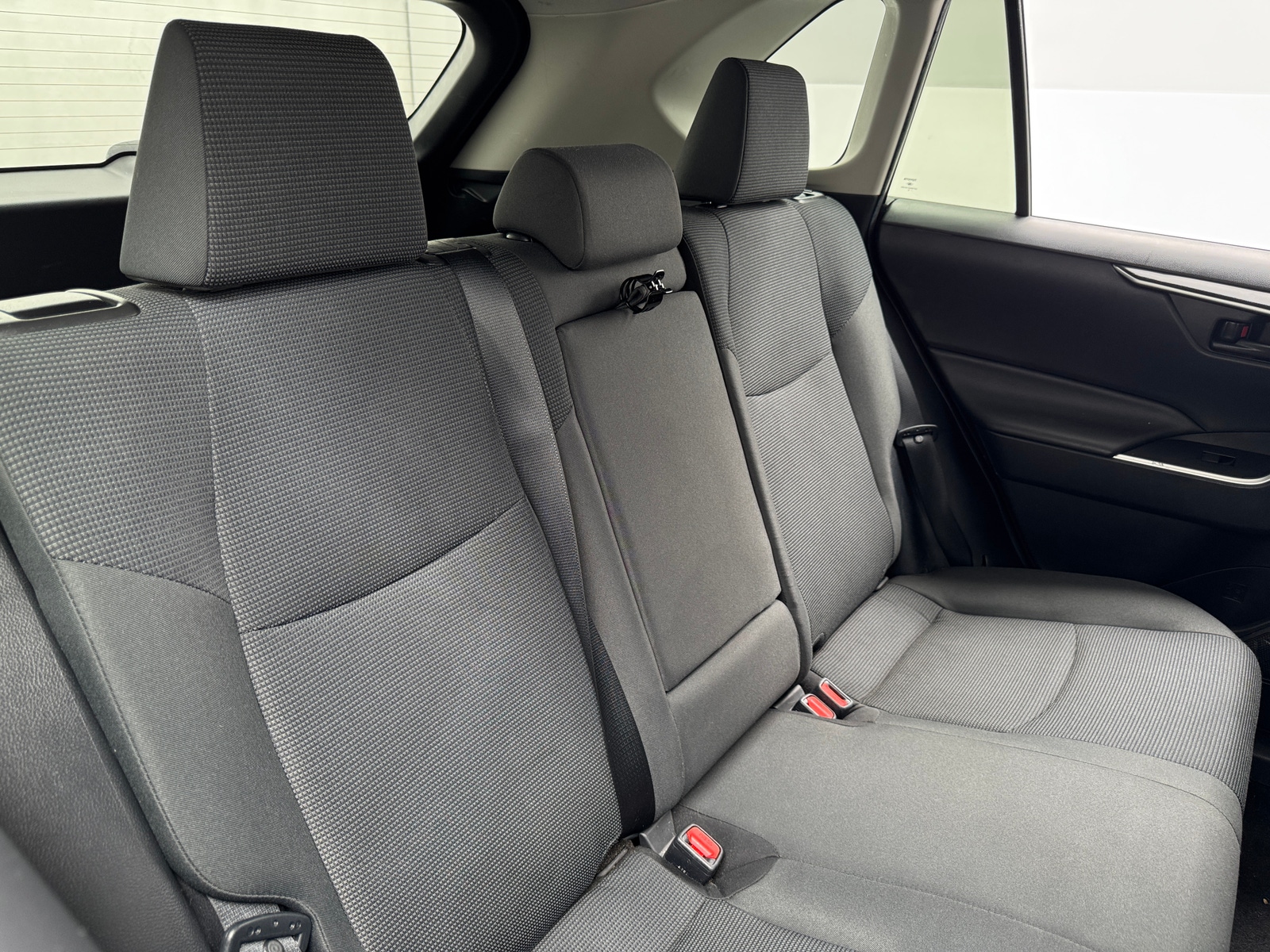 Thumbnail: 2019 Toyota RAV4 - 6