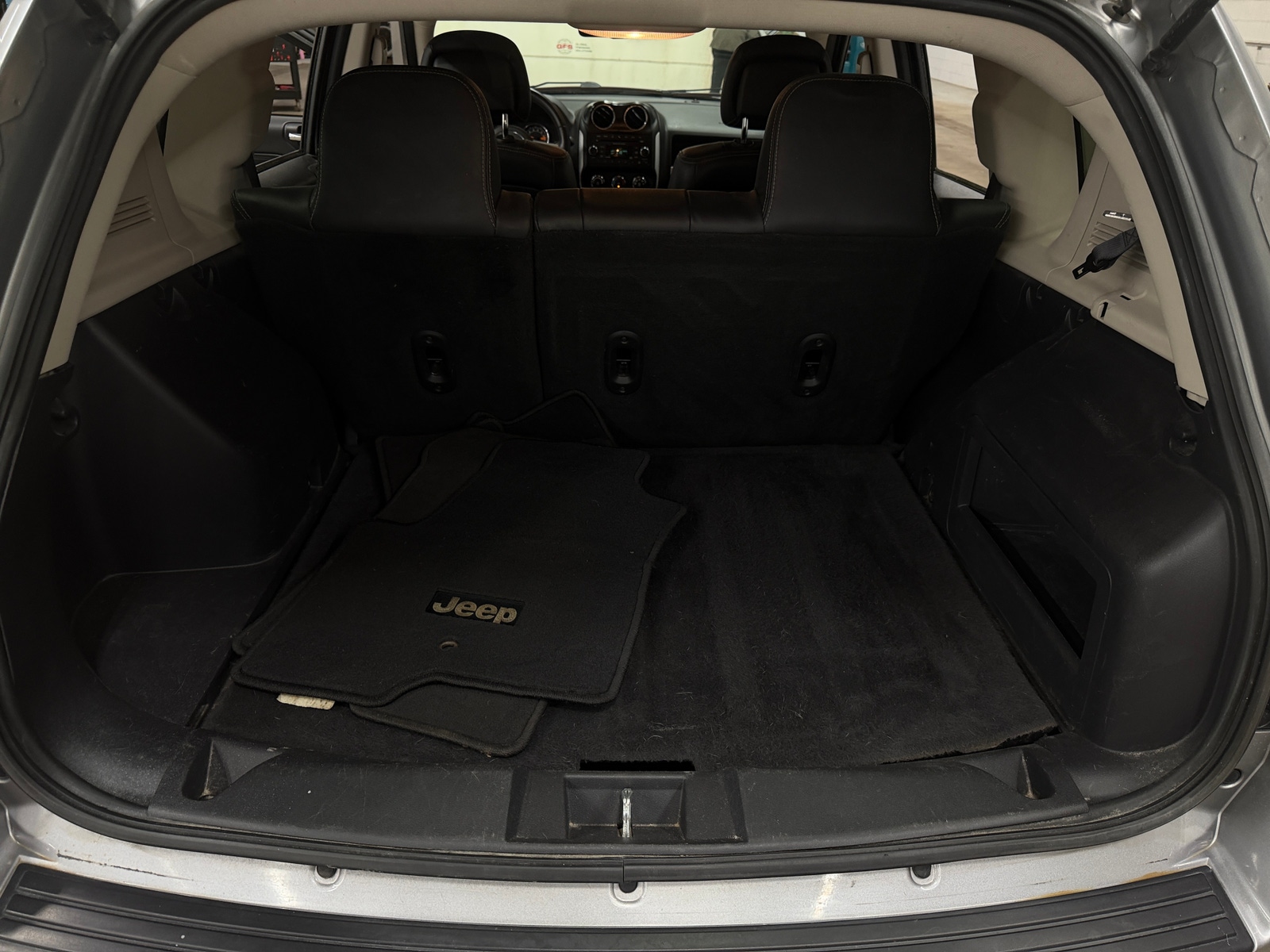 Thumbnail: 2017 Jeep Compass - 7
