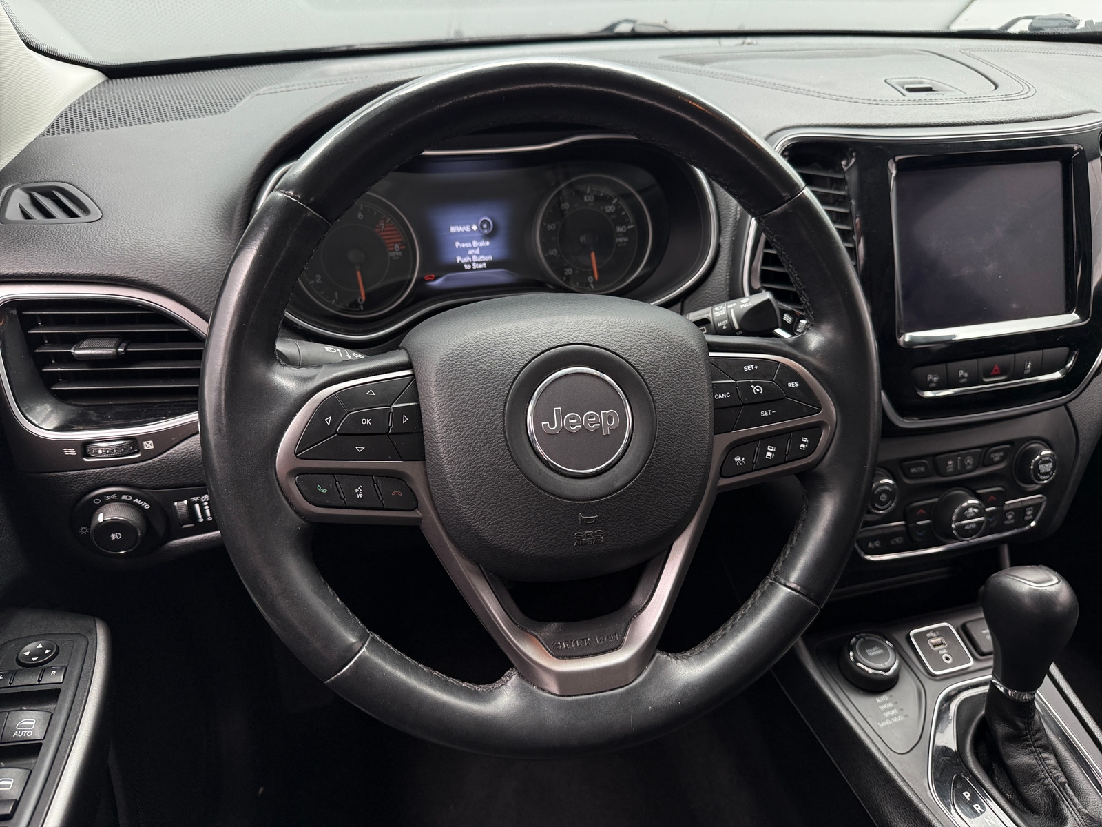 Thumbnail: 2019 Jeep Cherokee - 4