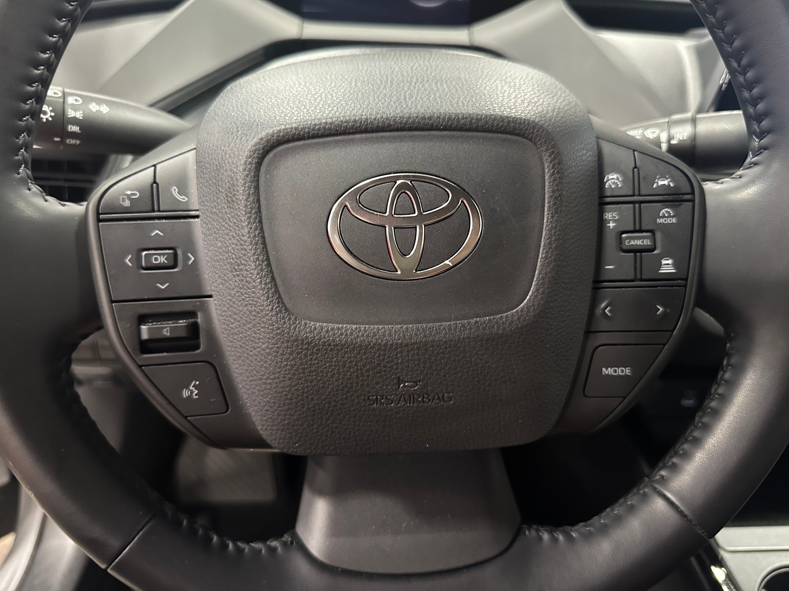 Thumbnail: 2023 Toyota Prius - 5