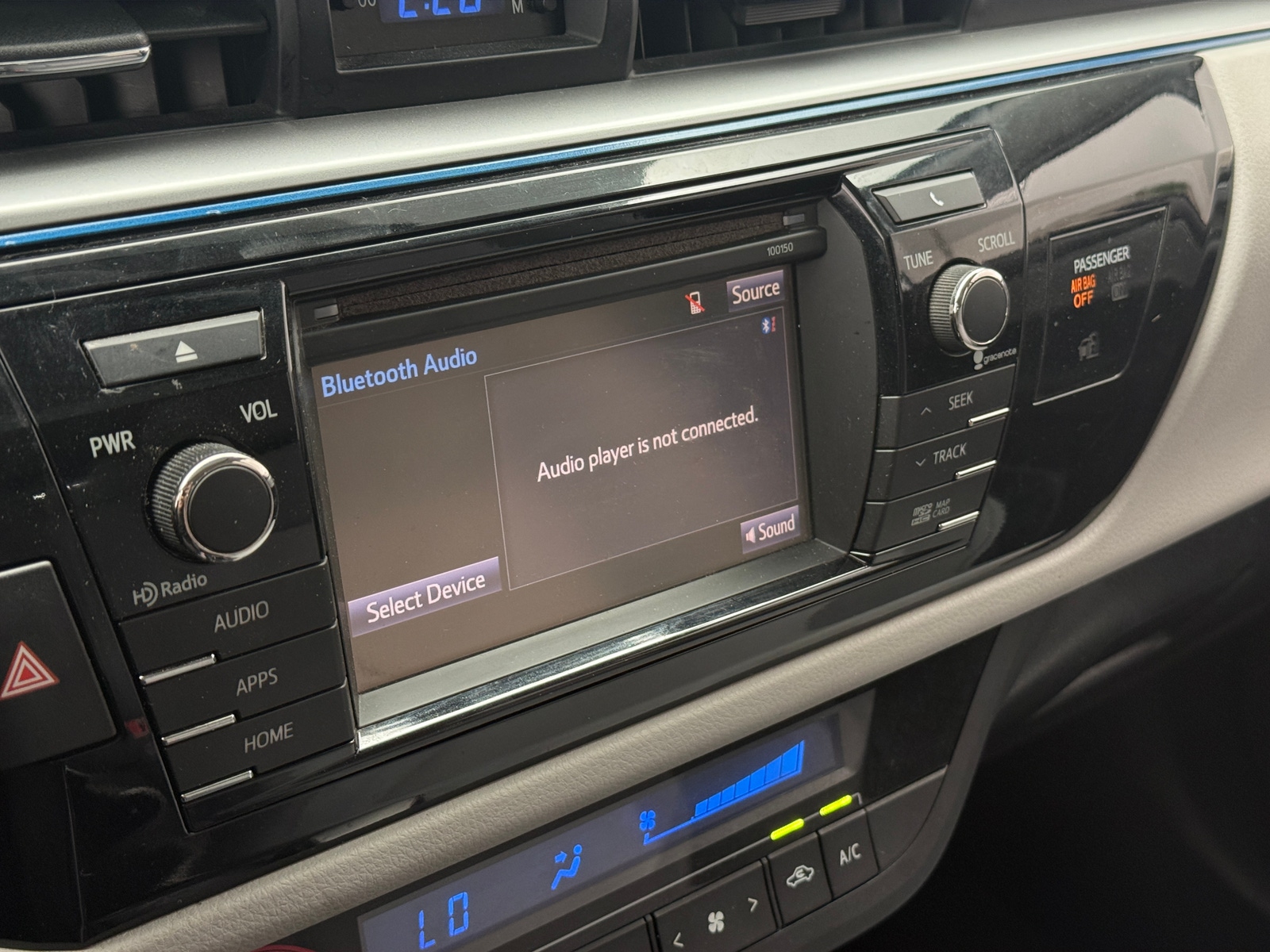 Thumbnail: 2015 Toyota Corolla - 4