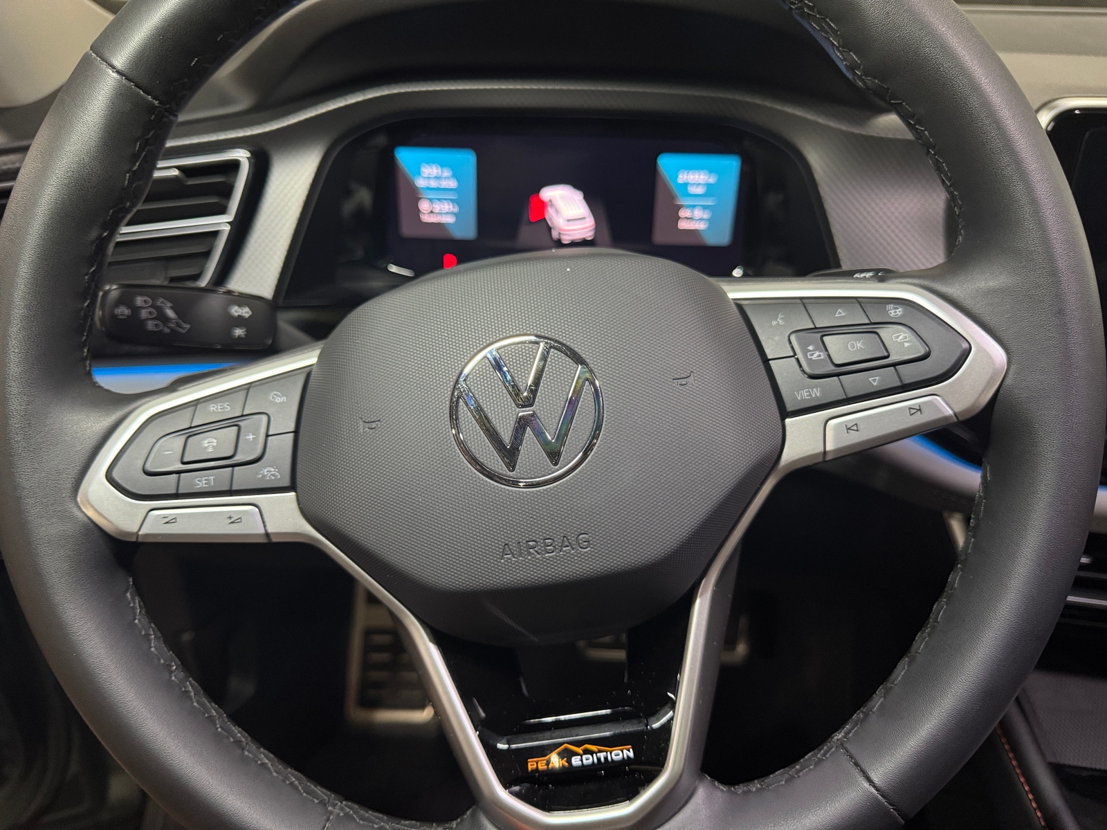 Thumbnail: 2024 Volkswagen Atlas - 4