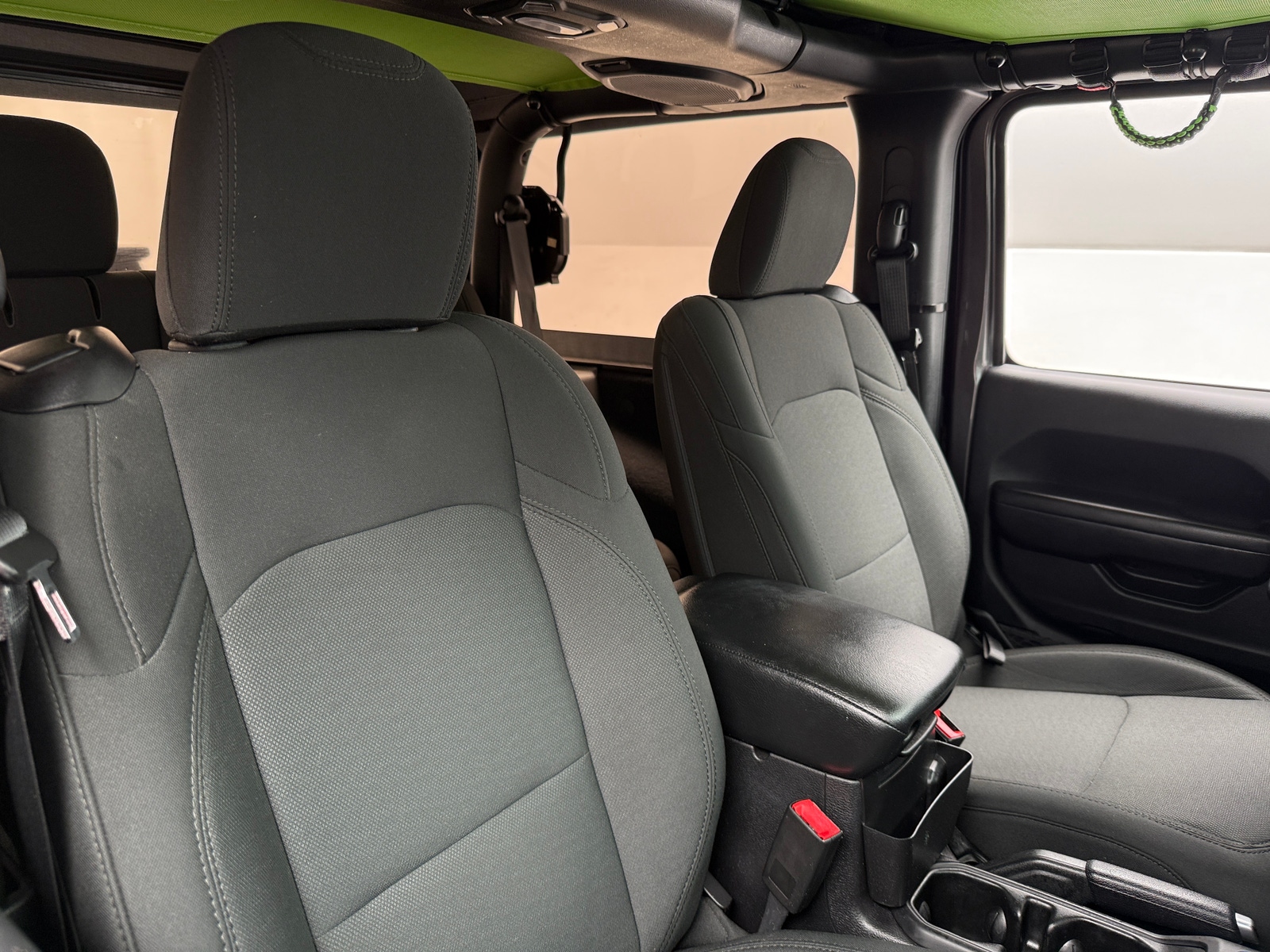 Thumbnail: 2019 Jeep Wrangler - 2