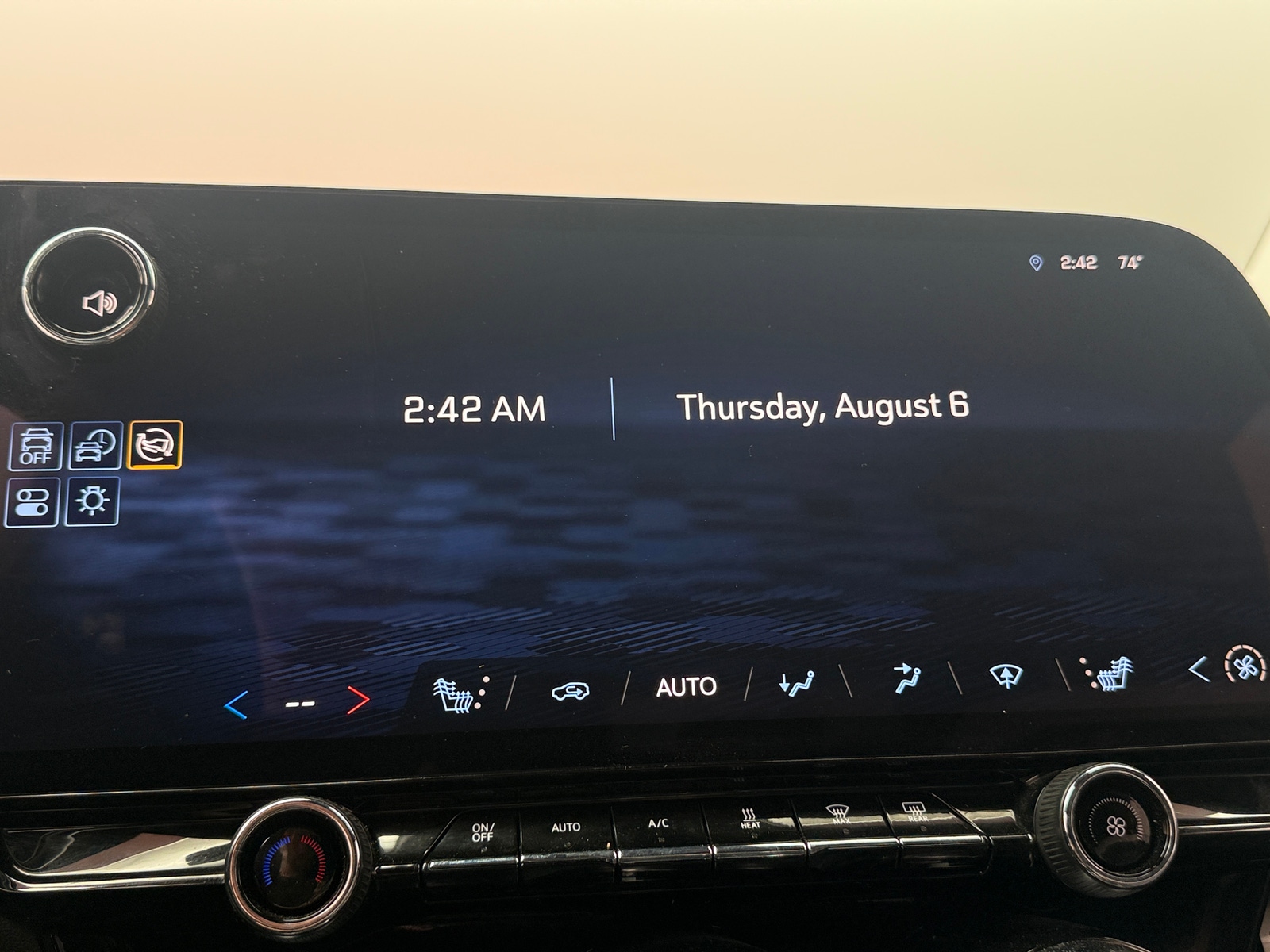 Thumbnail: 2024 Chevrolet Blazer EV - 3