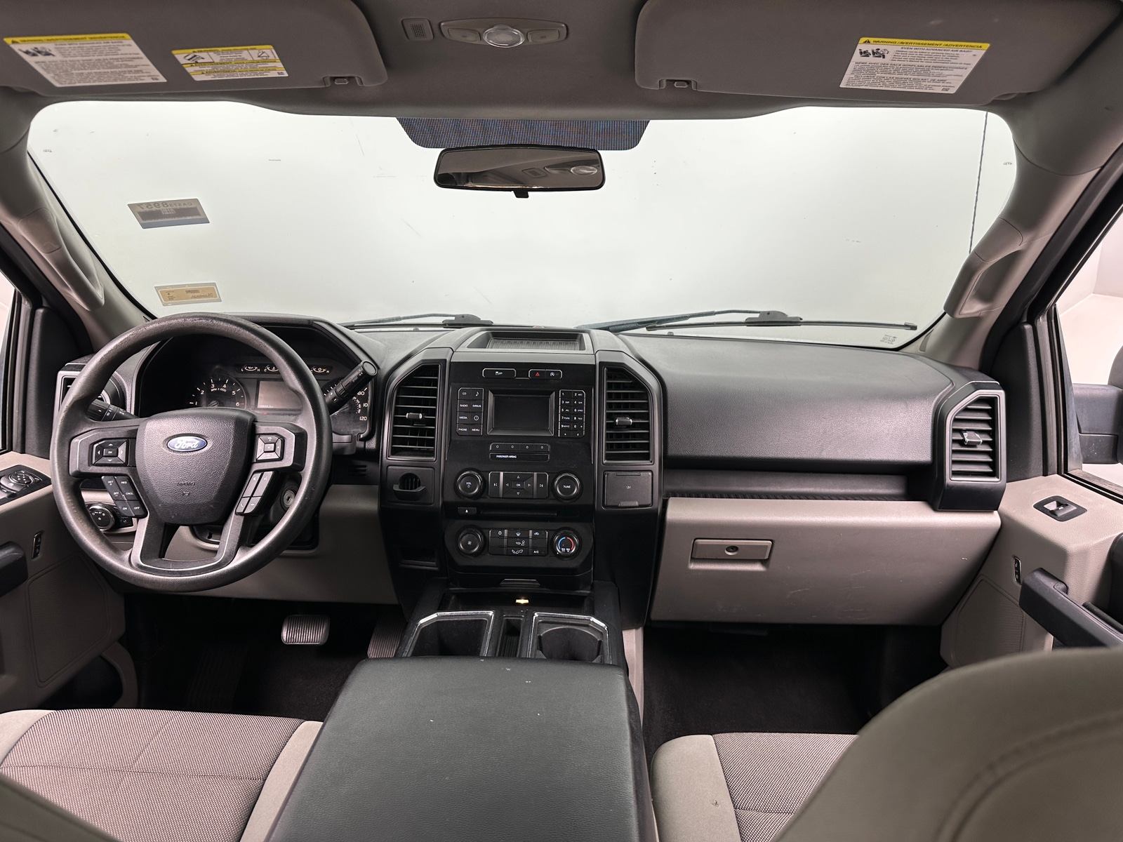 Thumbnail: 2016 Ford Econoline - 3