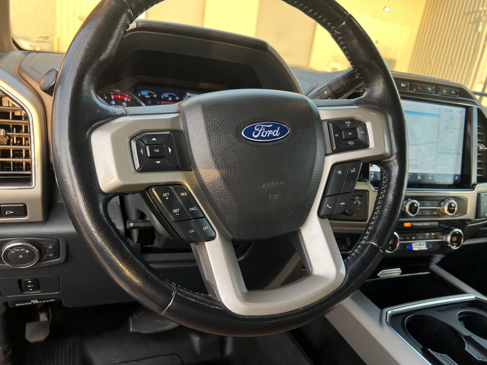 Thumbnail: 2022 Ford Econoline - 4