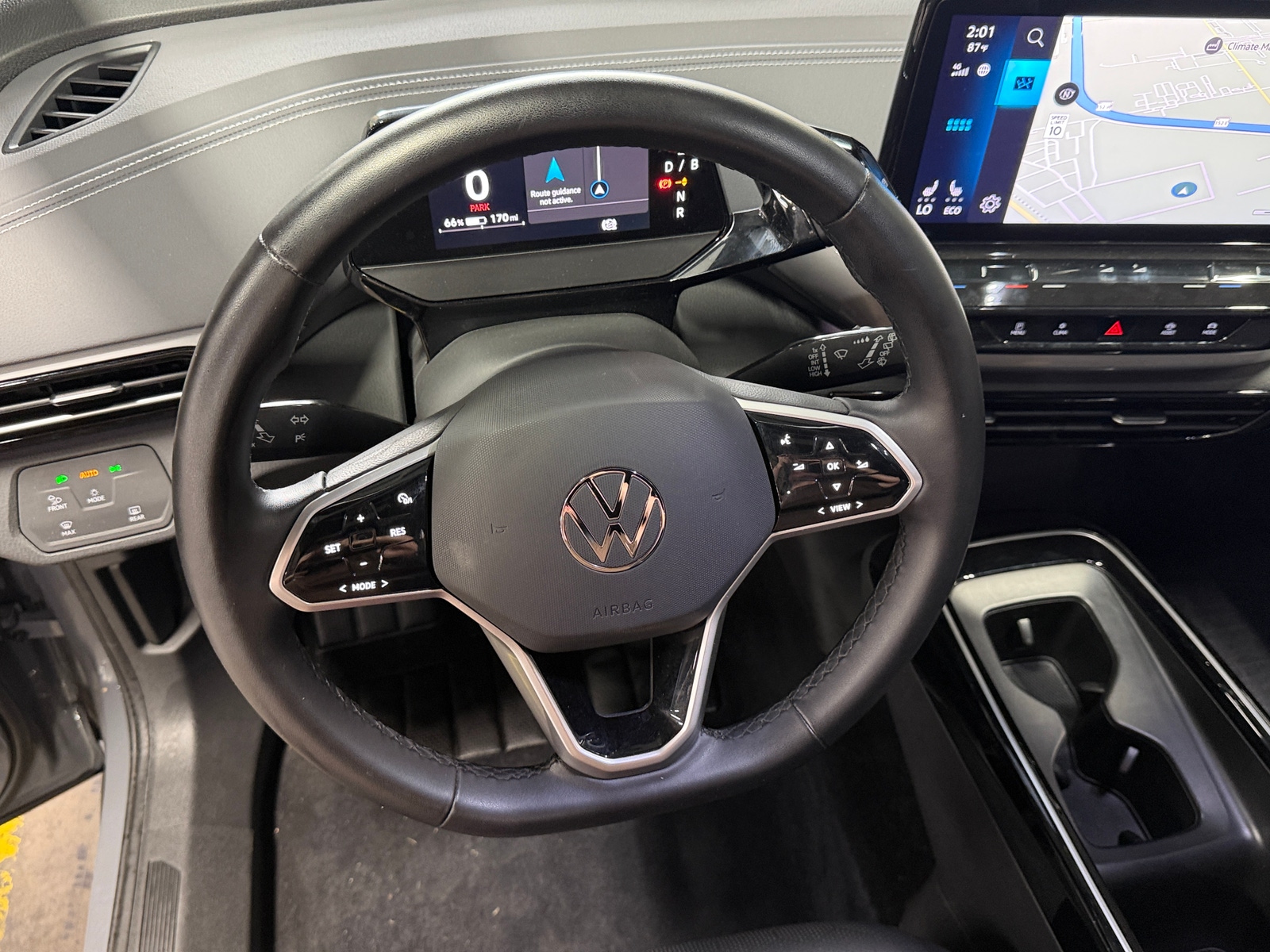 Thumbnail: 2023 Volkswagen ID.4 - 4