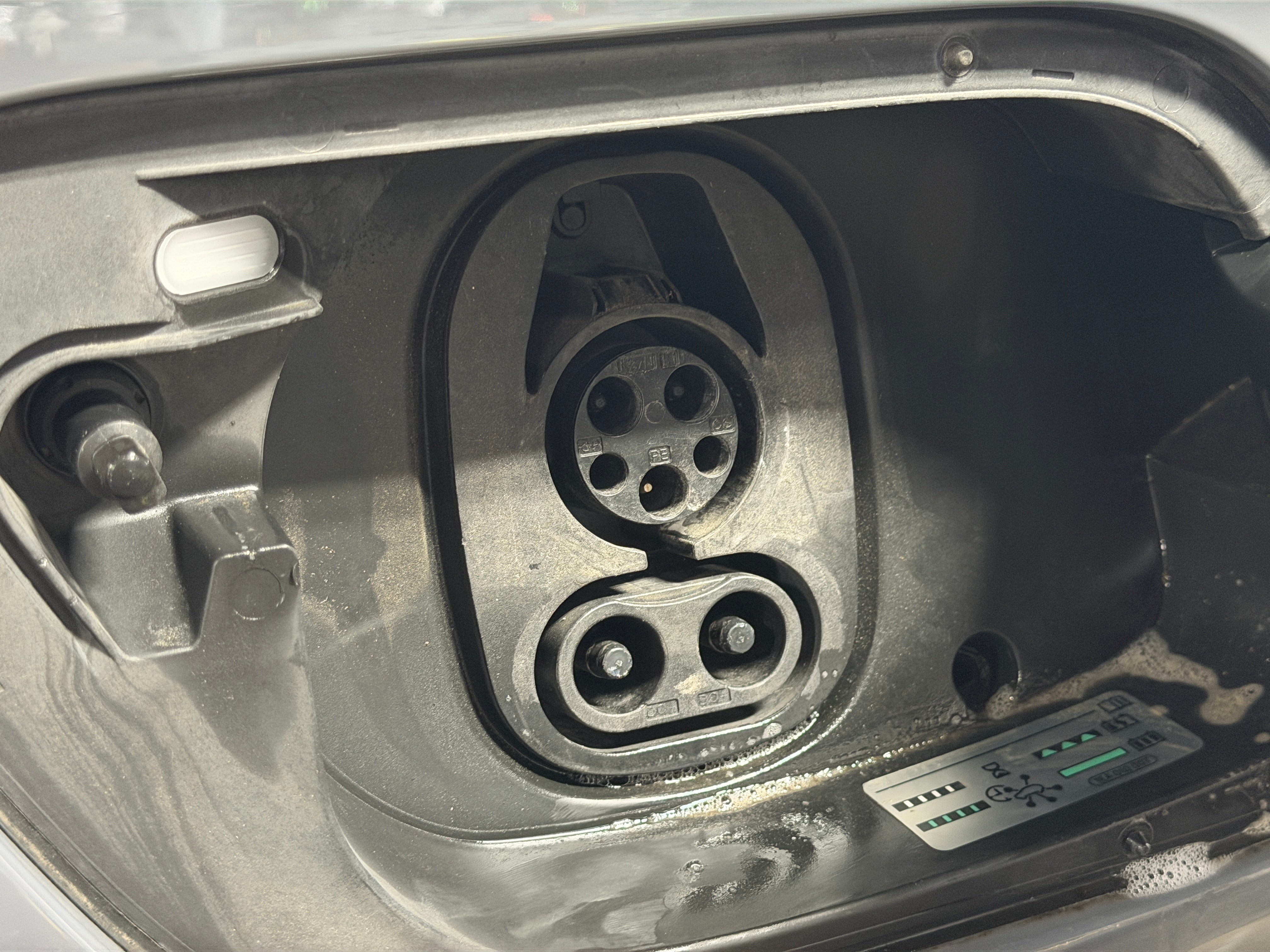 Used 2023 Volkswagen ID.4 PRO S with VIN 1V2FMPE85PC013131 for sale in Auburn, WA