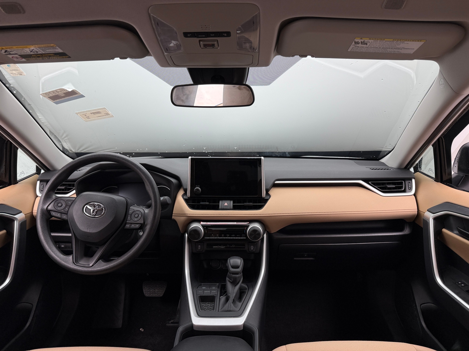 Thumbnail: 2025 Toyota RAV4 - 3