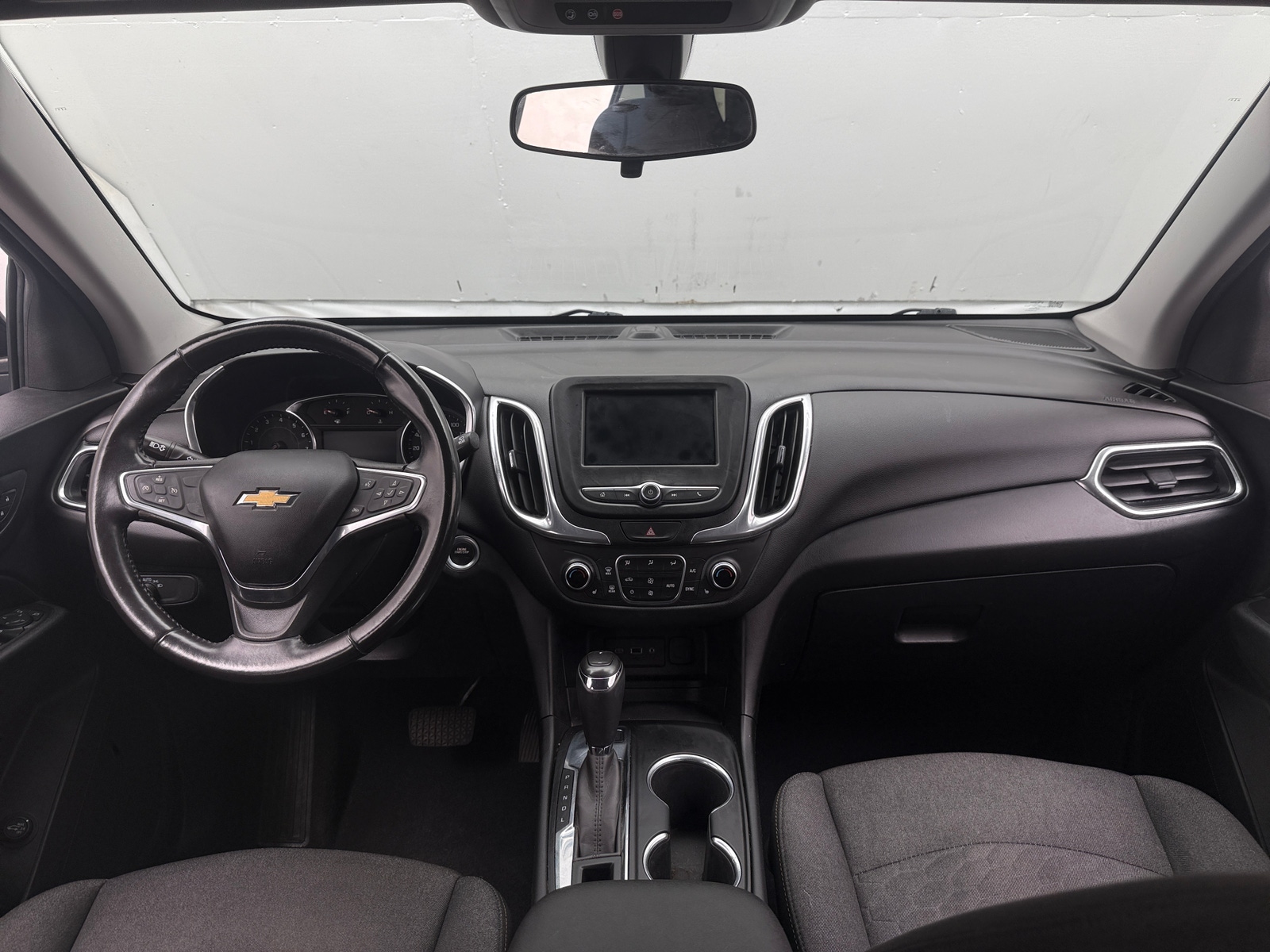 Thumbnail: 2019 Chevrolet Equinox - 3