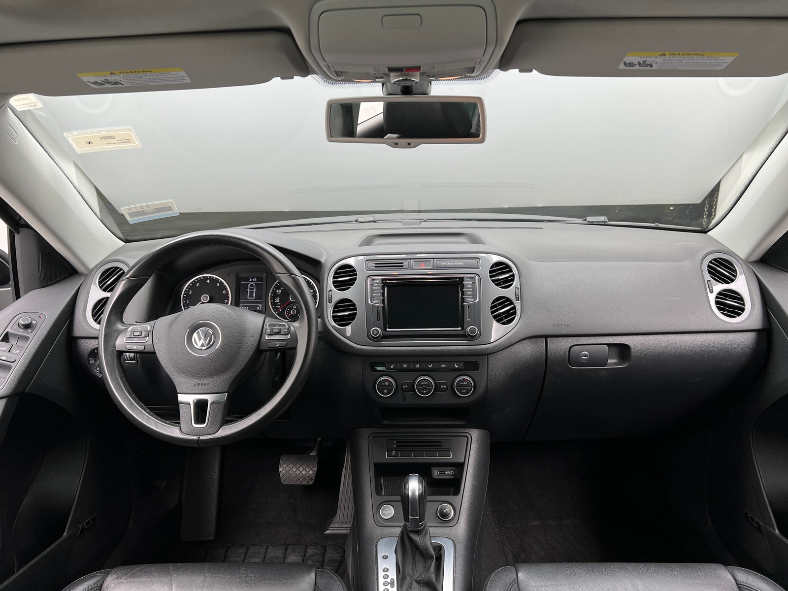 Thumbnail: 2017 Volkswagen Tiguan - 2