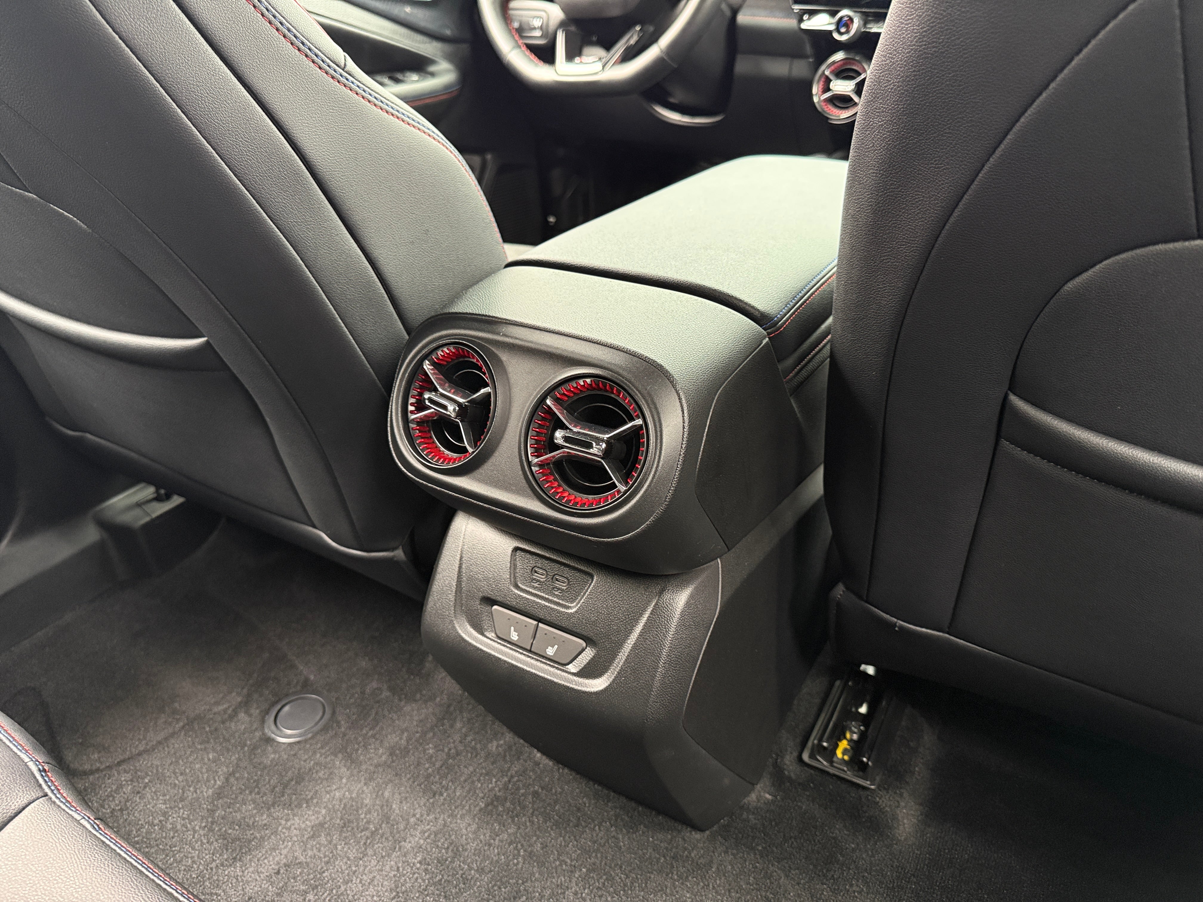 Used 2024 Chevrolet Blazer EV RS with VIN 3GNKDCRJXRS262759 for sale in Auburn, WA