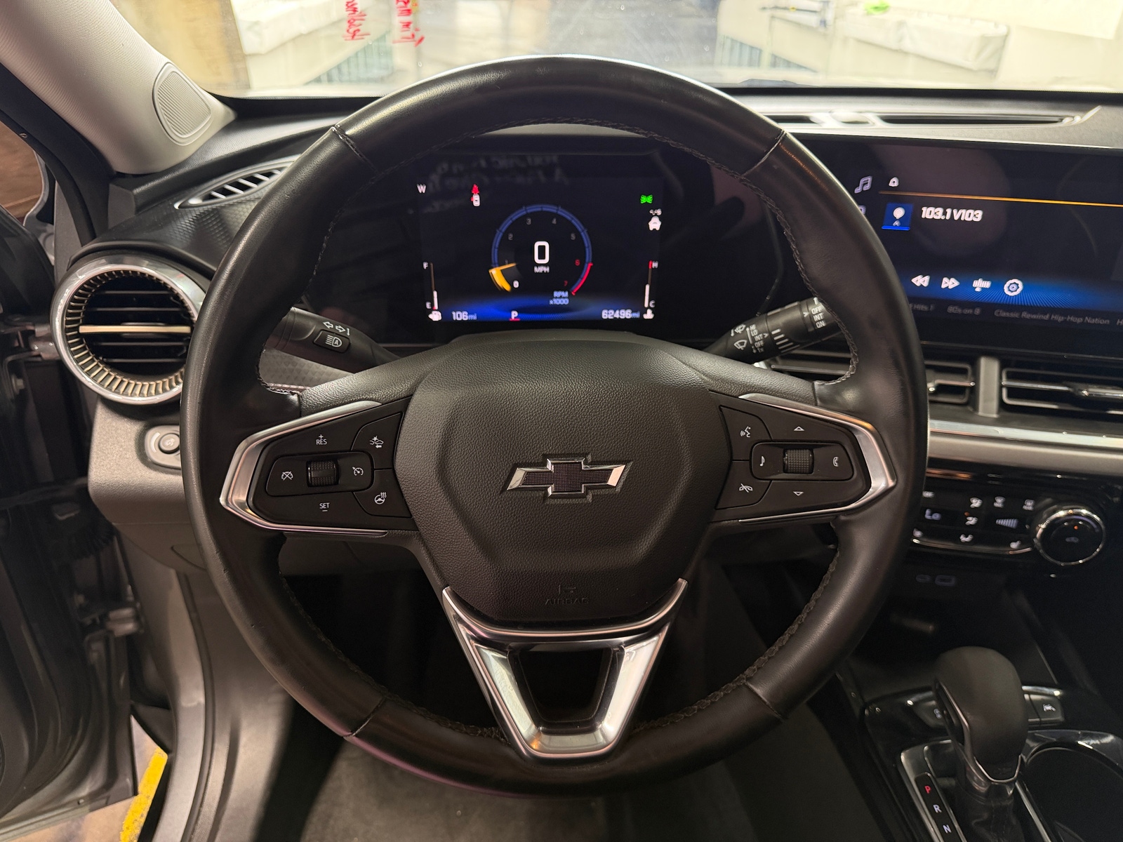 Thumbnail: 2025 Chevrolet Trax - 4