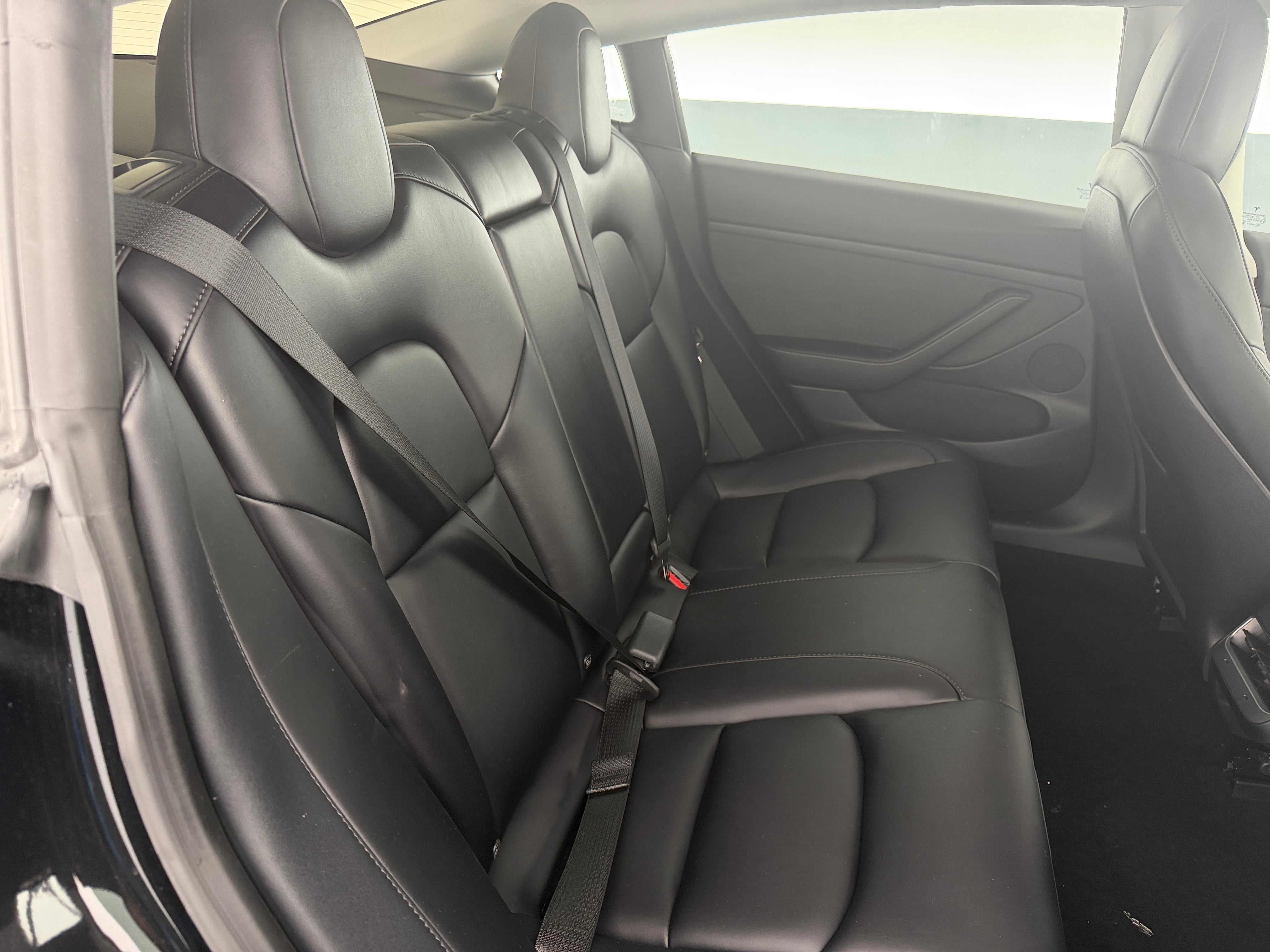 Used 2022 Tesla Model 3 Performance with VIN 5YJ3E1EC8NF356048 for sale in Pewaukee, WI