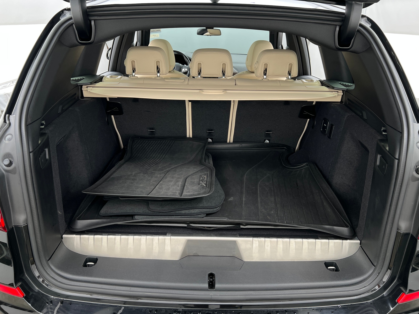 Thumbnail: 2021 BMW X3 - 6