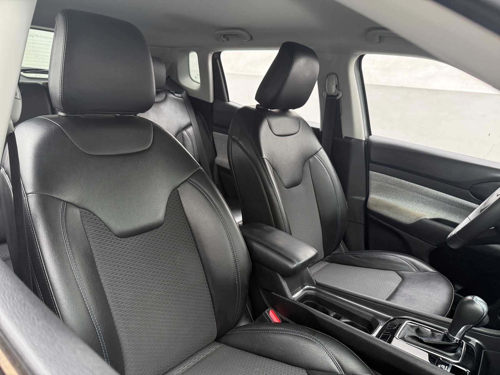 Thumbnail: 2022 Jeep Compass - 2