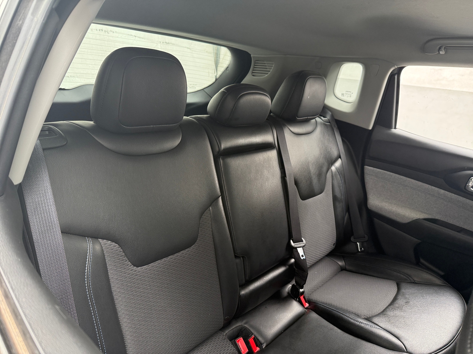 Thumbnail: 2022 Jeep Compass - 6