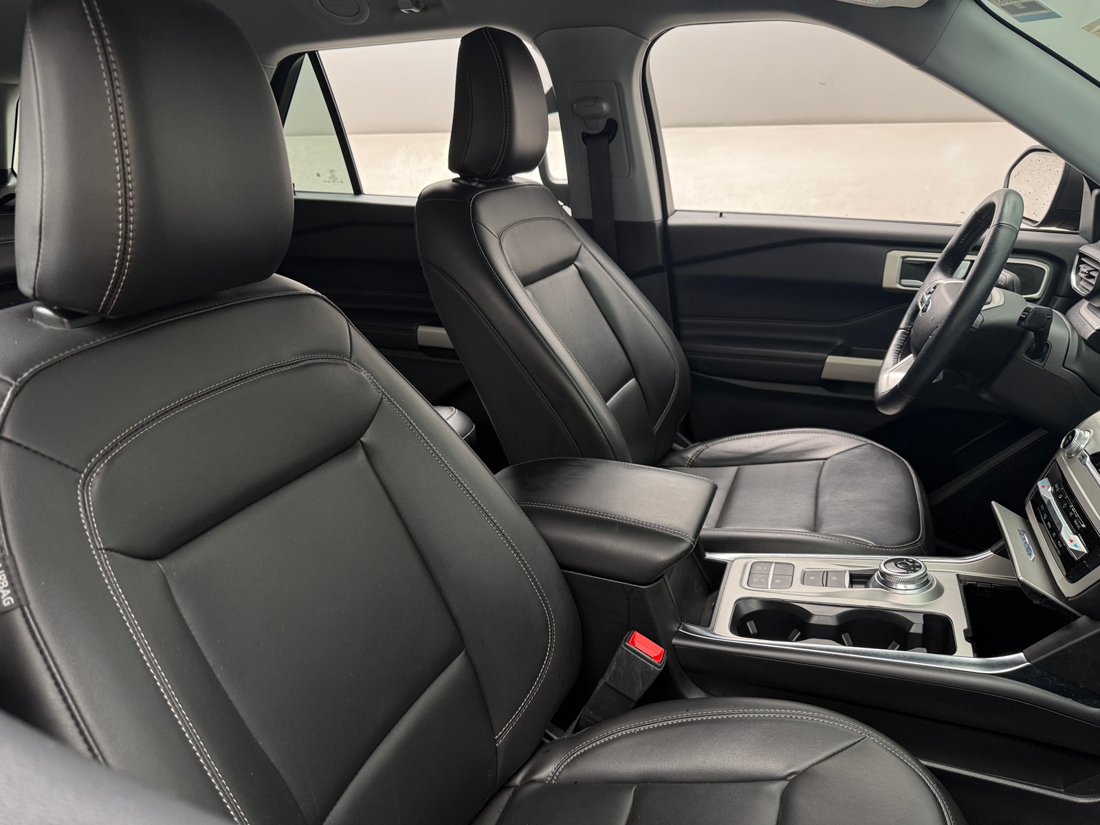Thumbnail: 2022 Ford Explorer - 2