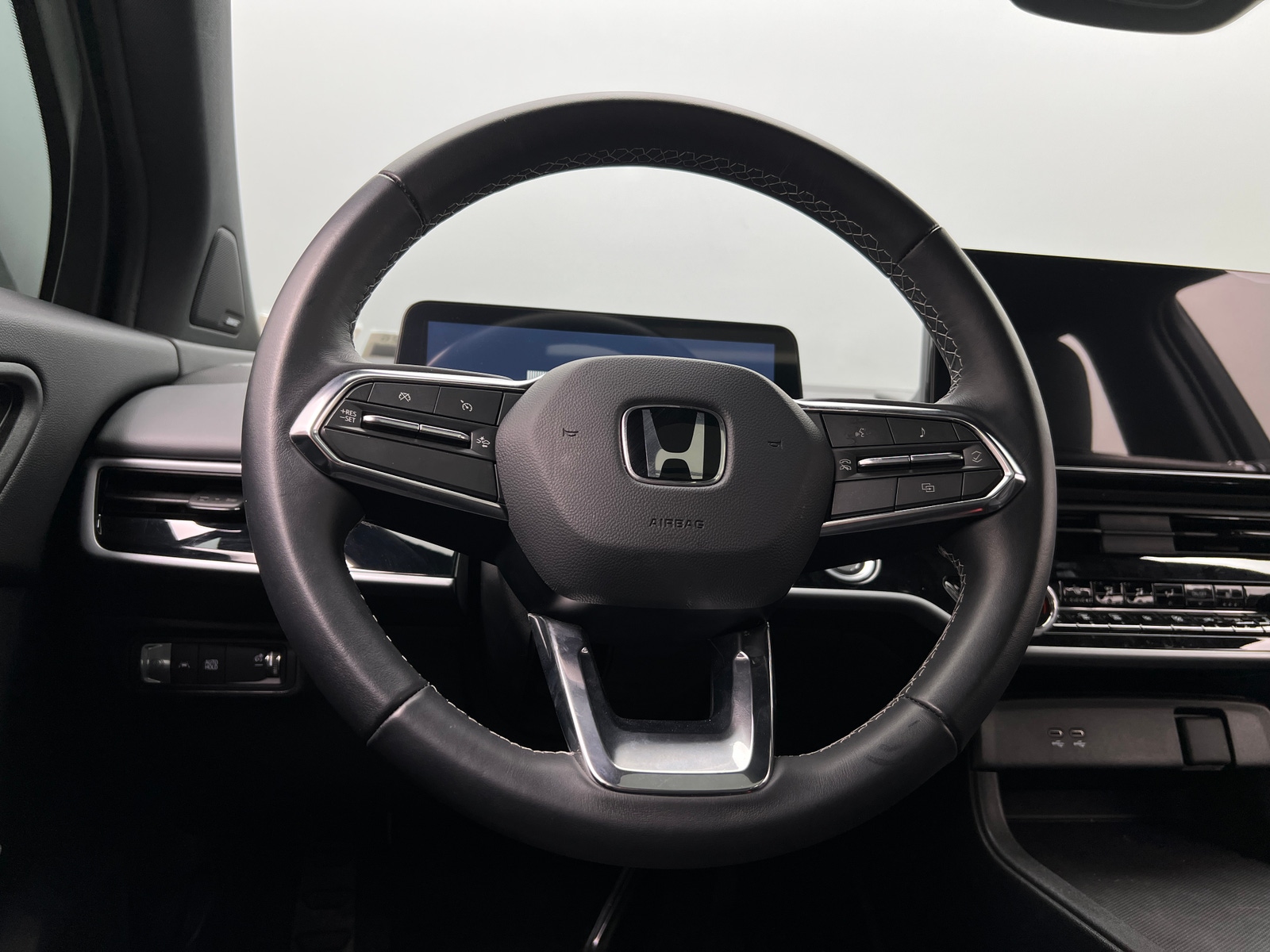 Thumbnail: 2025 Honda Prologue - 4