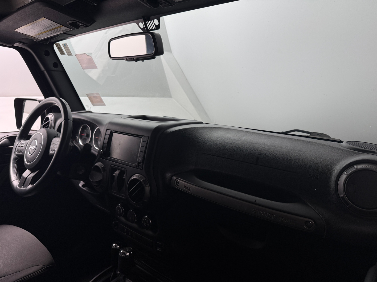 Thumbnail: 2017 Jeep Wrangler - 3