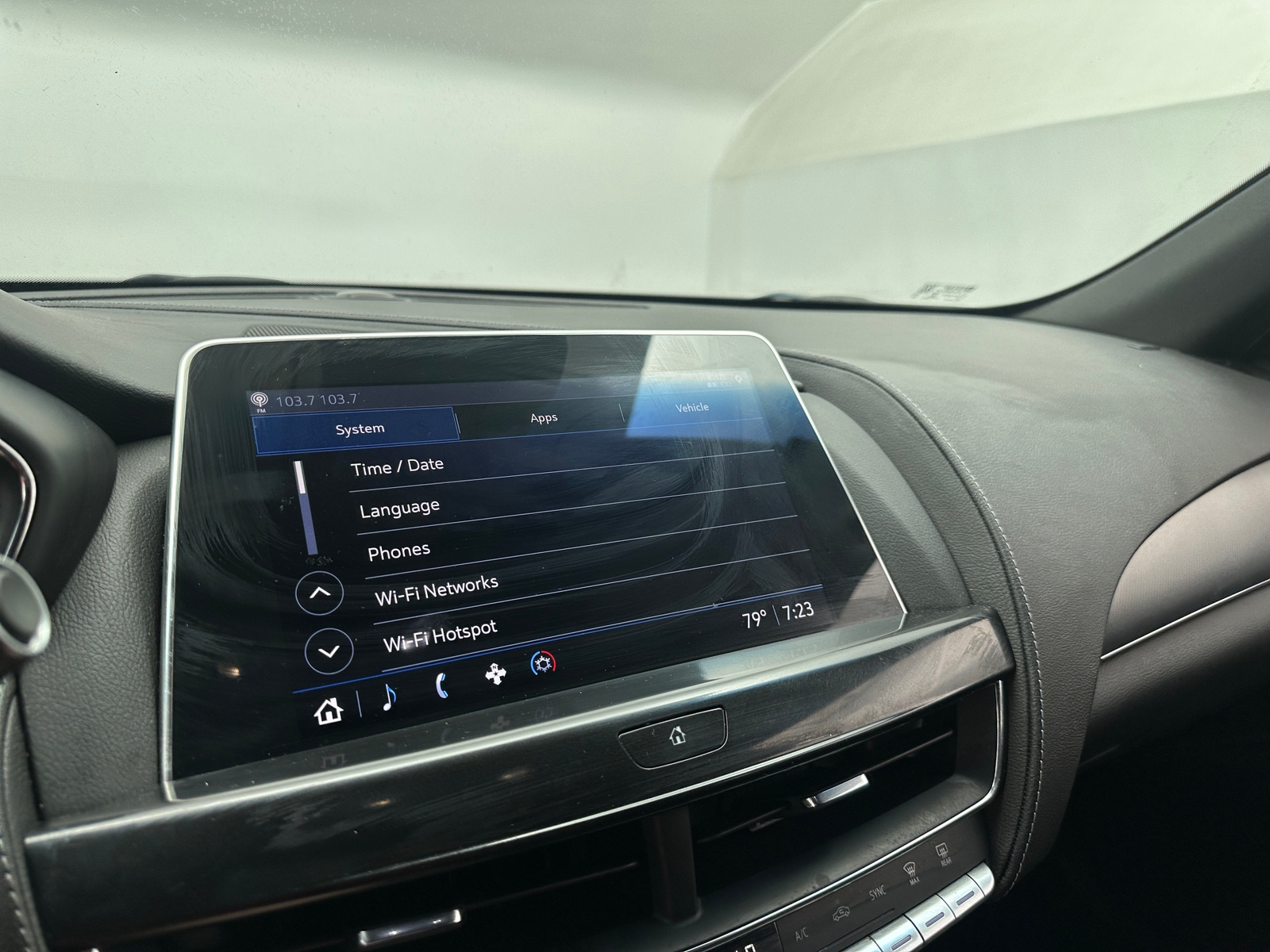 Thumbnail: 2023 Cadillac CT5 - 3