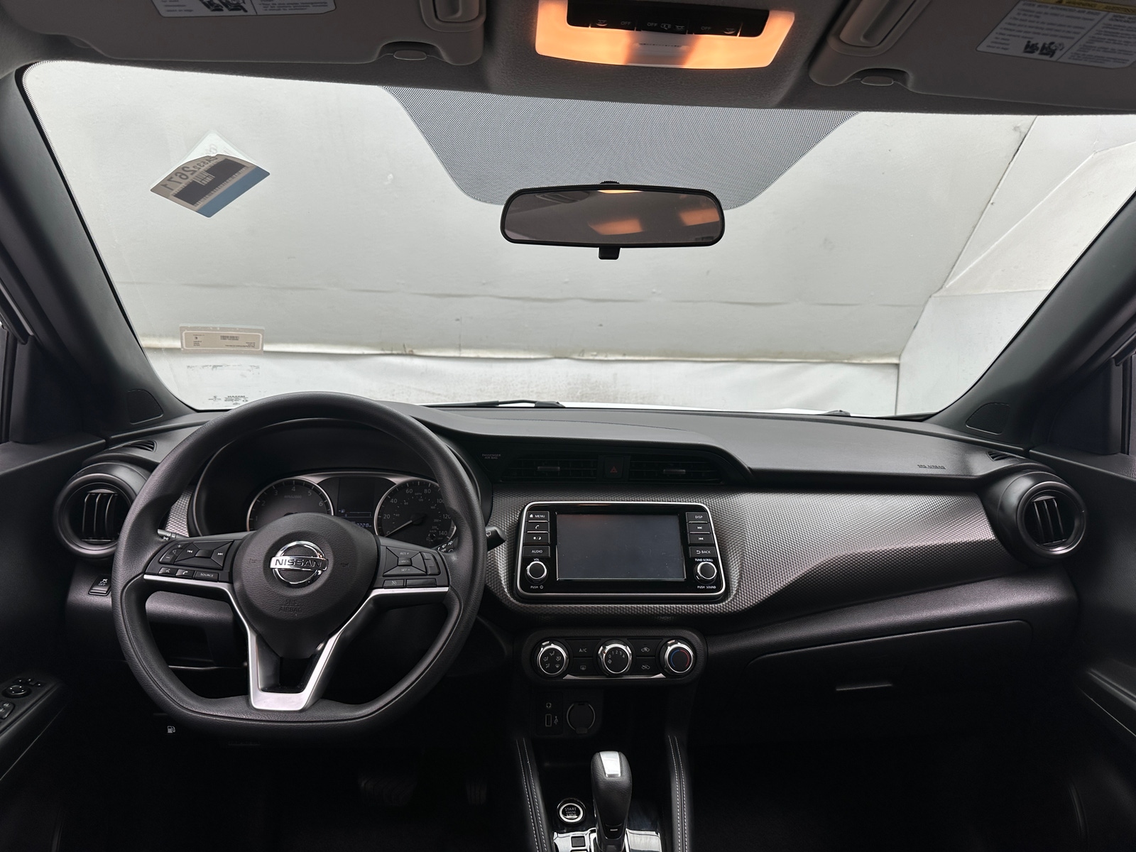Thumbnail: 2019 Nissan Kicks - 3