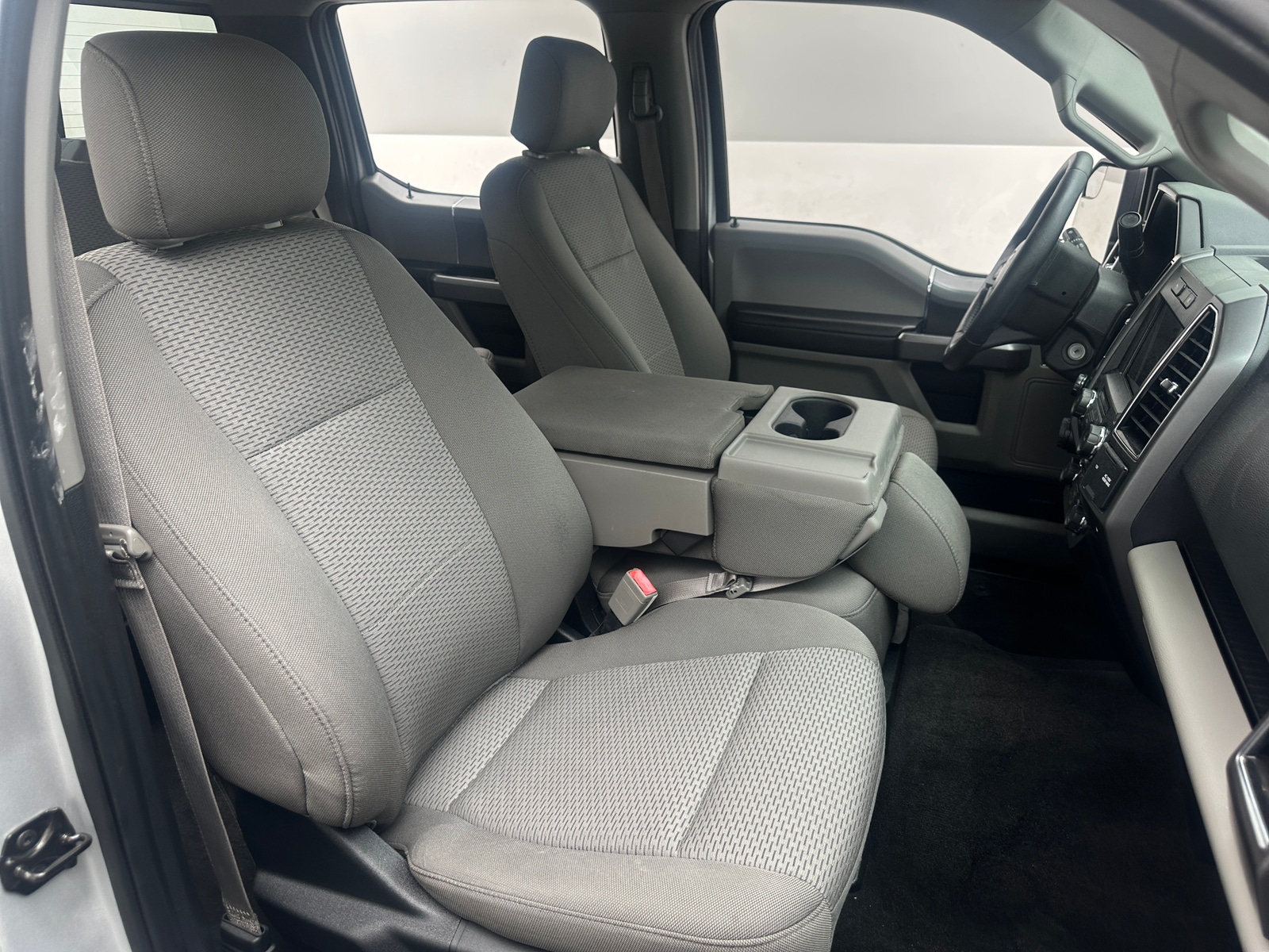 Thumbnail: 2019 Ford Econoline - 2
