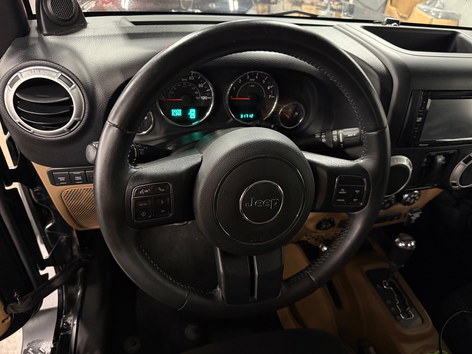 Thumbnail: 2014 Jeep Wrangler - 5