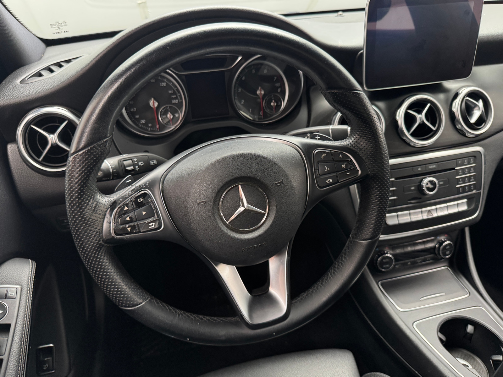 Thumbnail: 2019 Mercedes-Benz GLA - 4