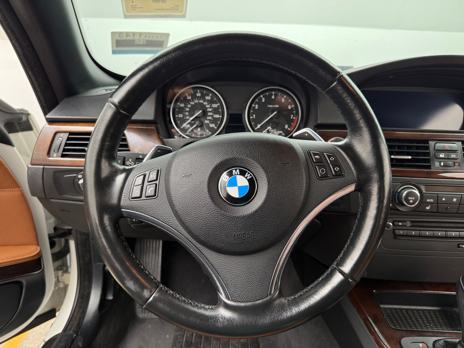 Thumbnail: 2011 BMW 3 Series - 3