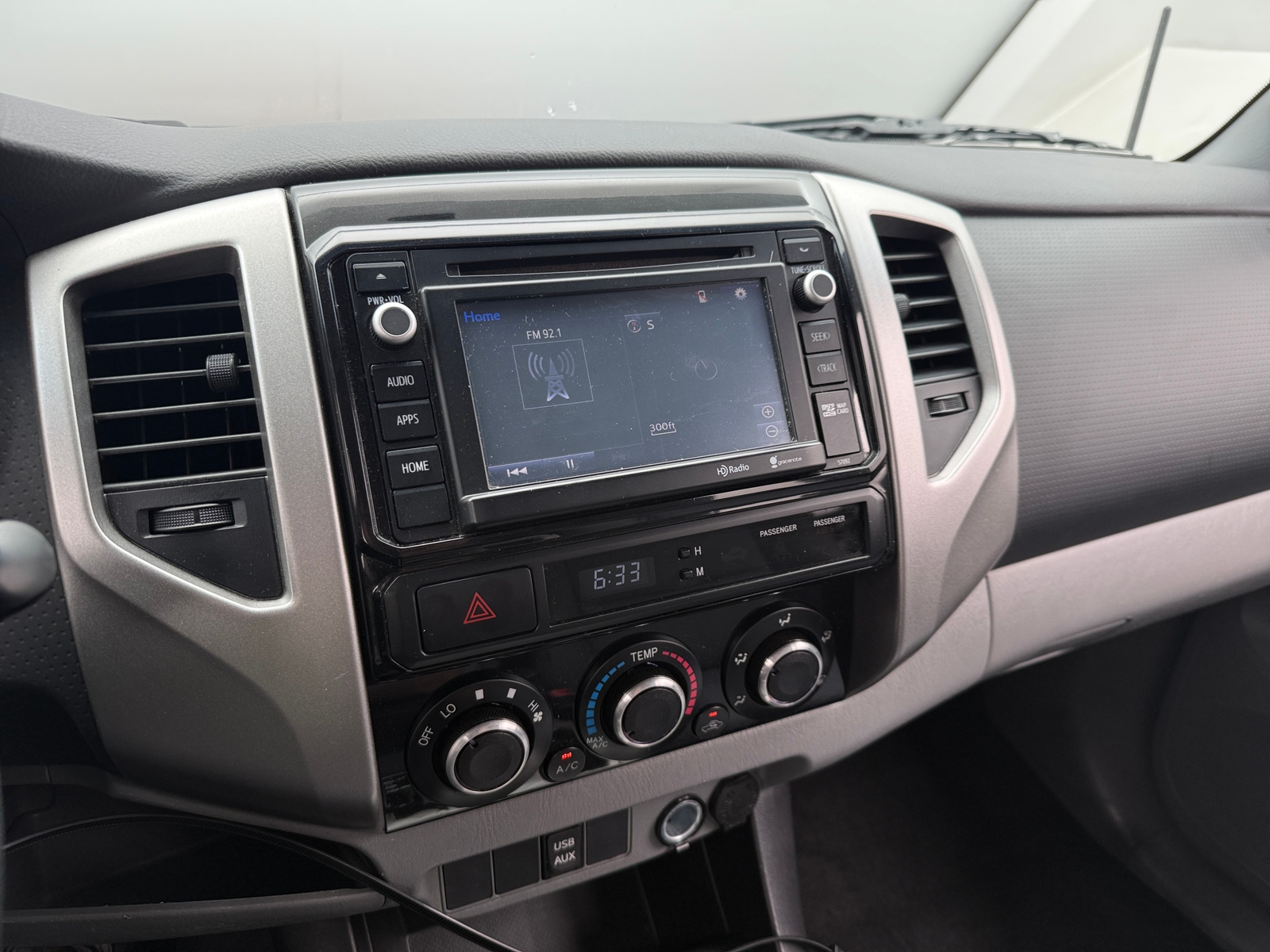 Thumbnail: 2014 Toyota Tacoma - 4