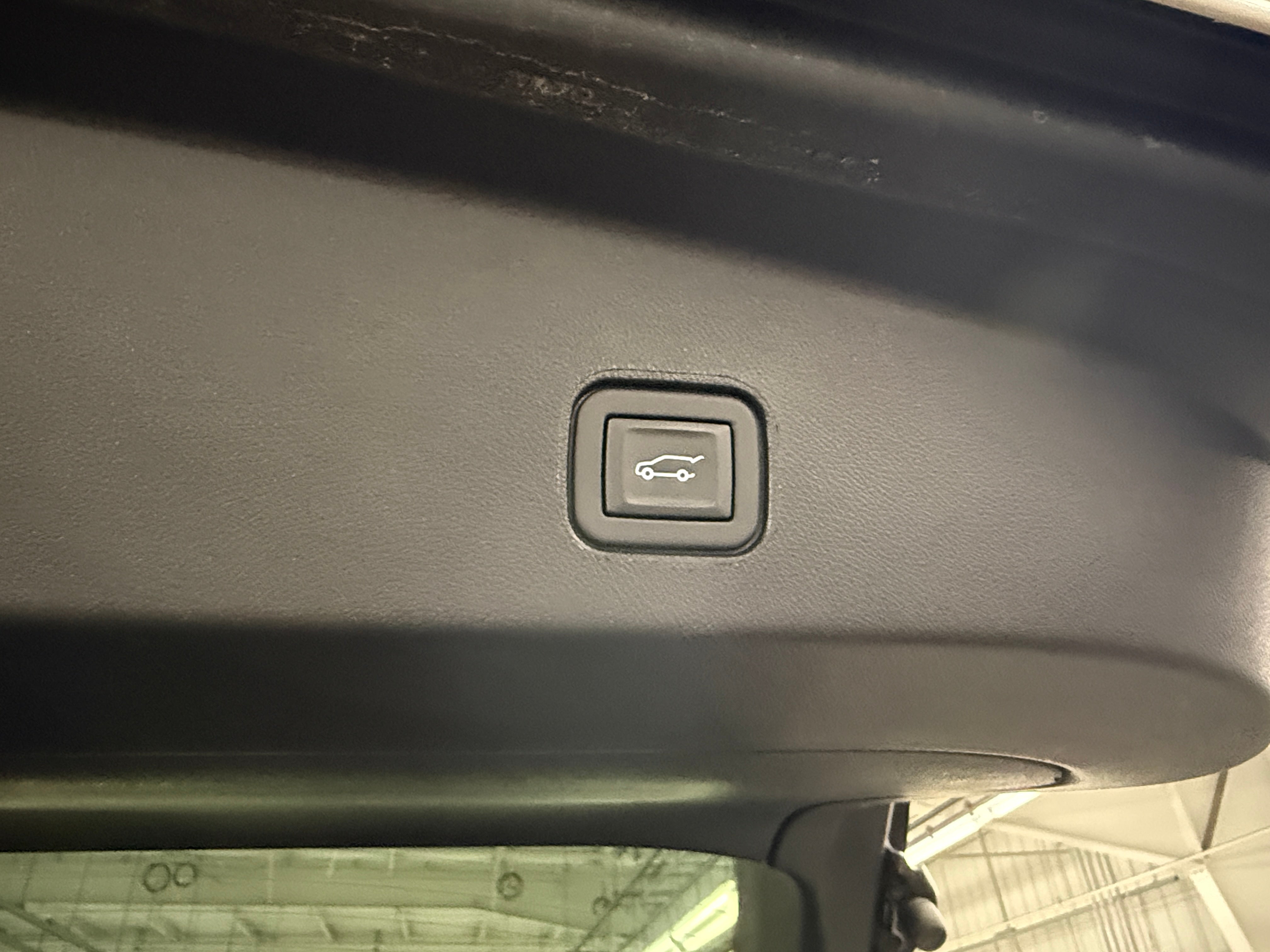 Used 2024 Cadillac LYRIQ Tech with VIN 1GYKPMRKXRZ136414 for sale in Auburn, WA