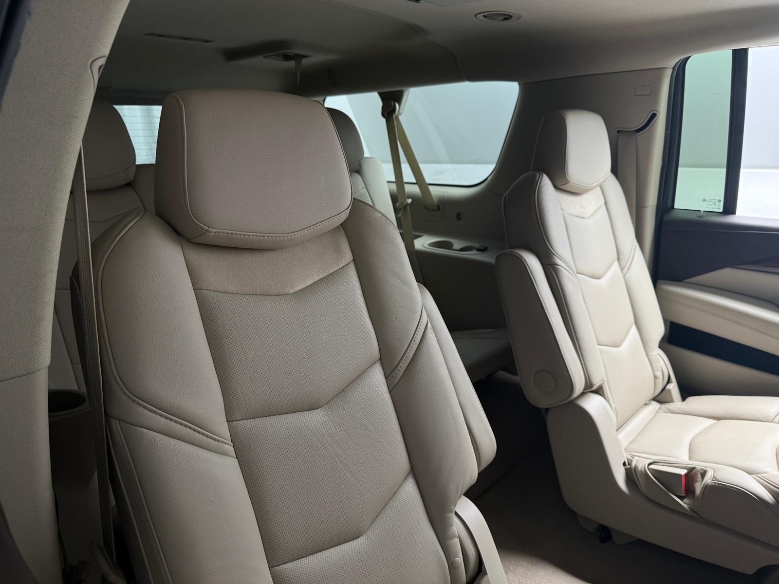 Thumbnail: 2017 Cadillac Escalade - 5