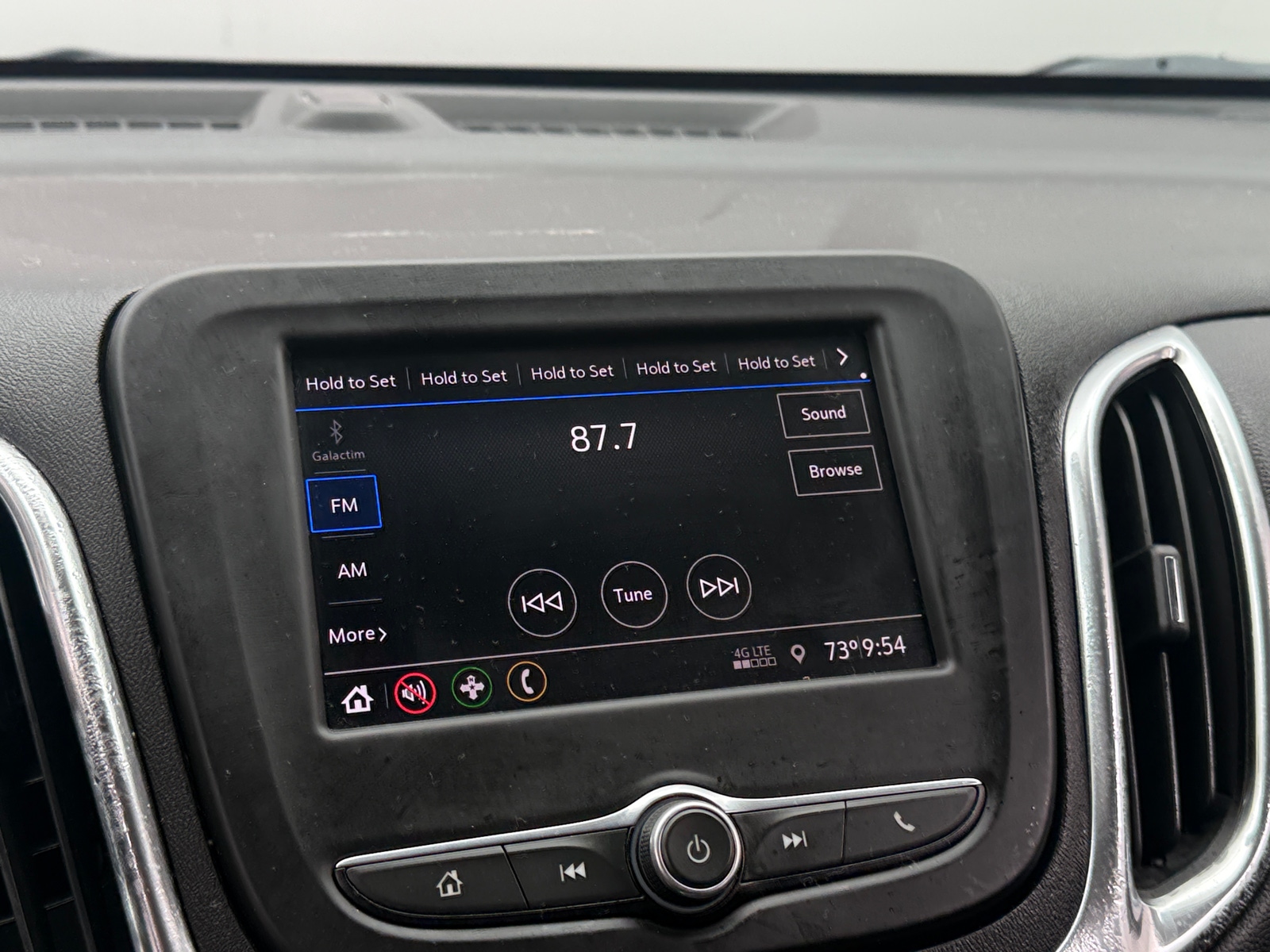 Thumbnail: 2020 Chevrolet Equinox - 4