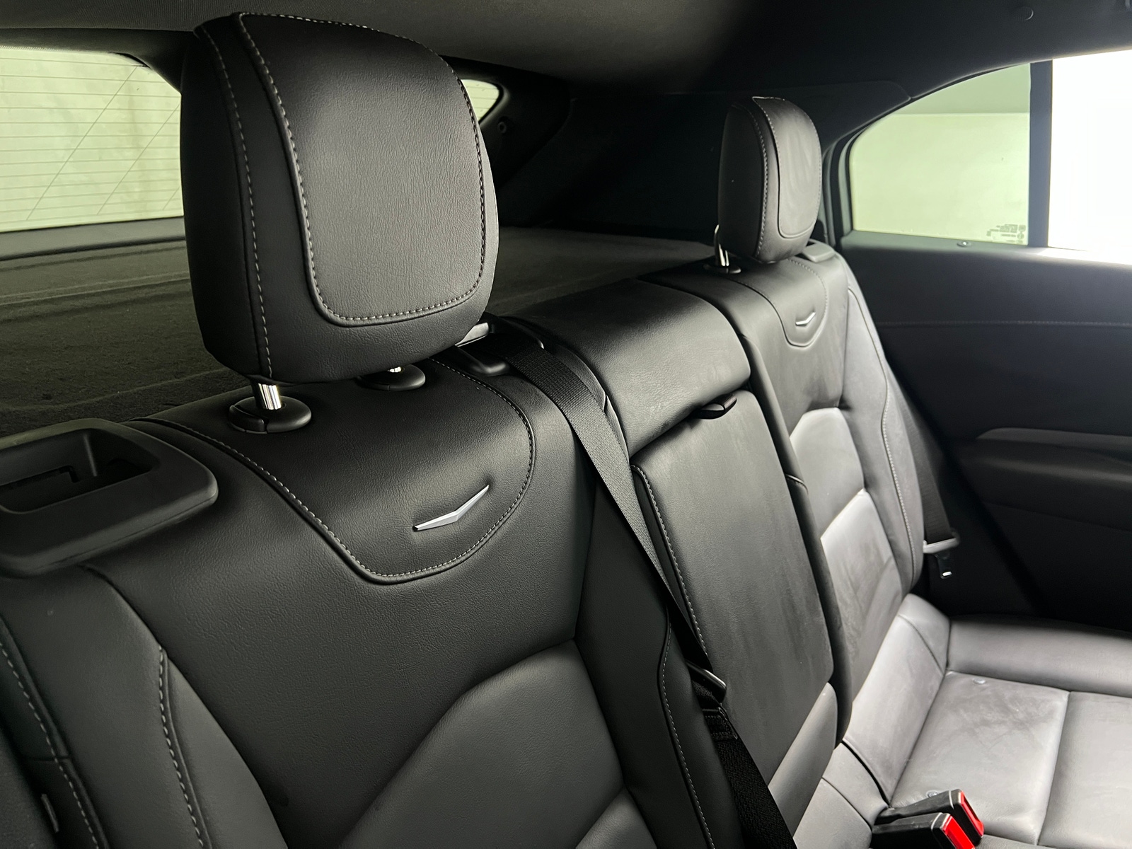 Thumbnail: 2025 Cadillac XT4 - 5