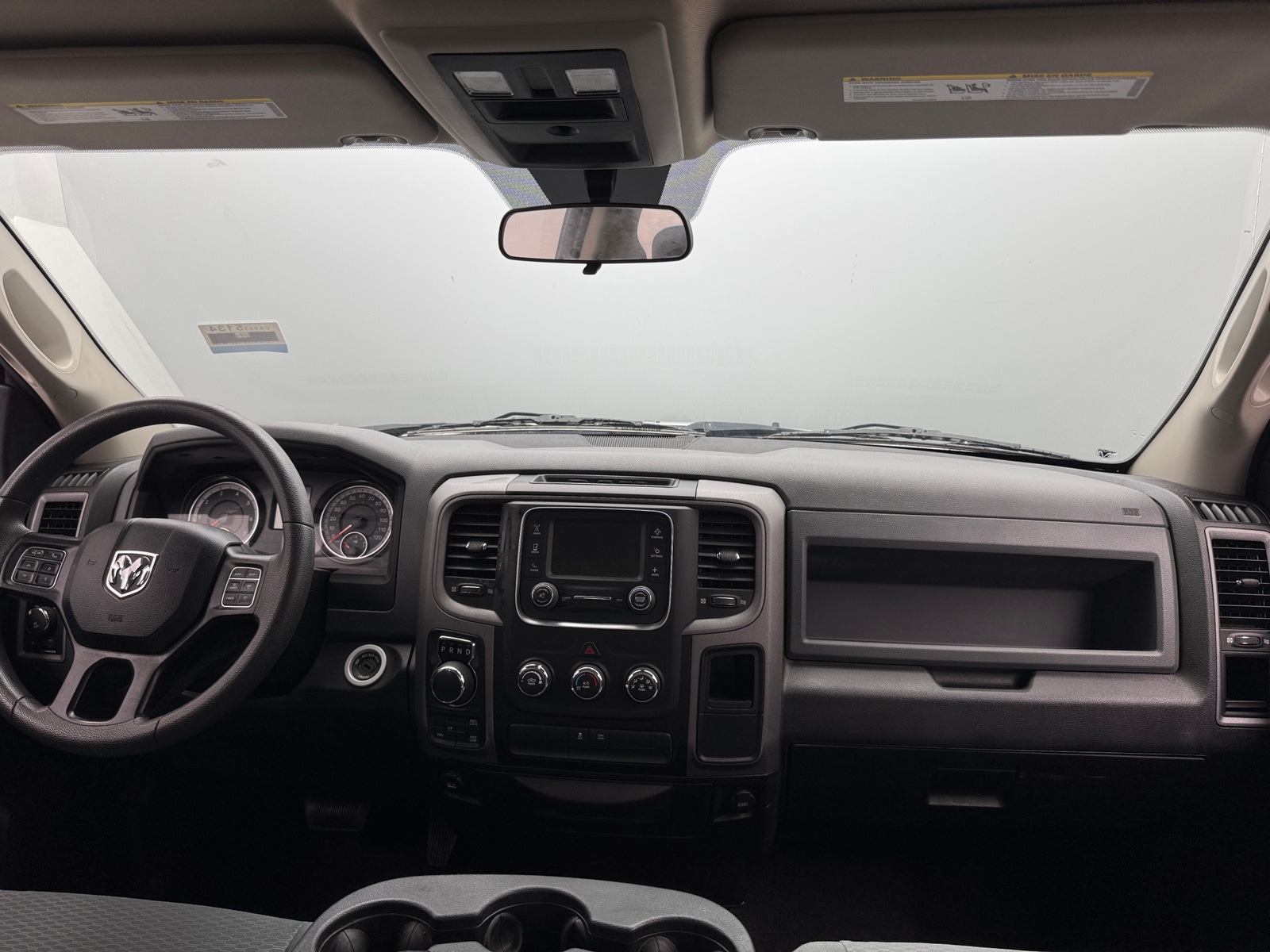Thumbnail: 2019 RAM 1500 Classic - 3