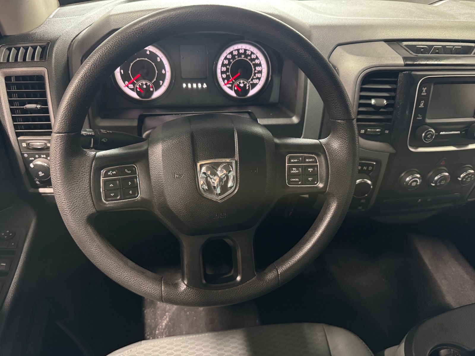 Thumbnail: 2019 RAM 1500 Classic - 5