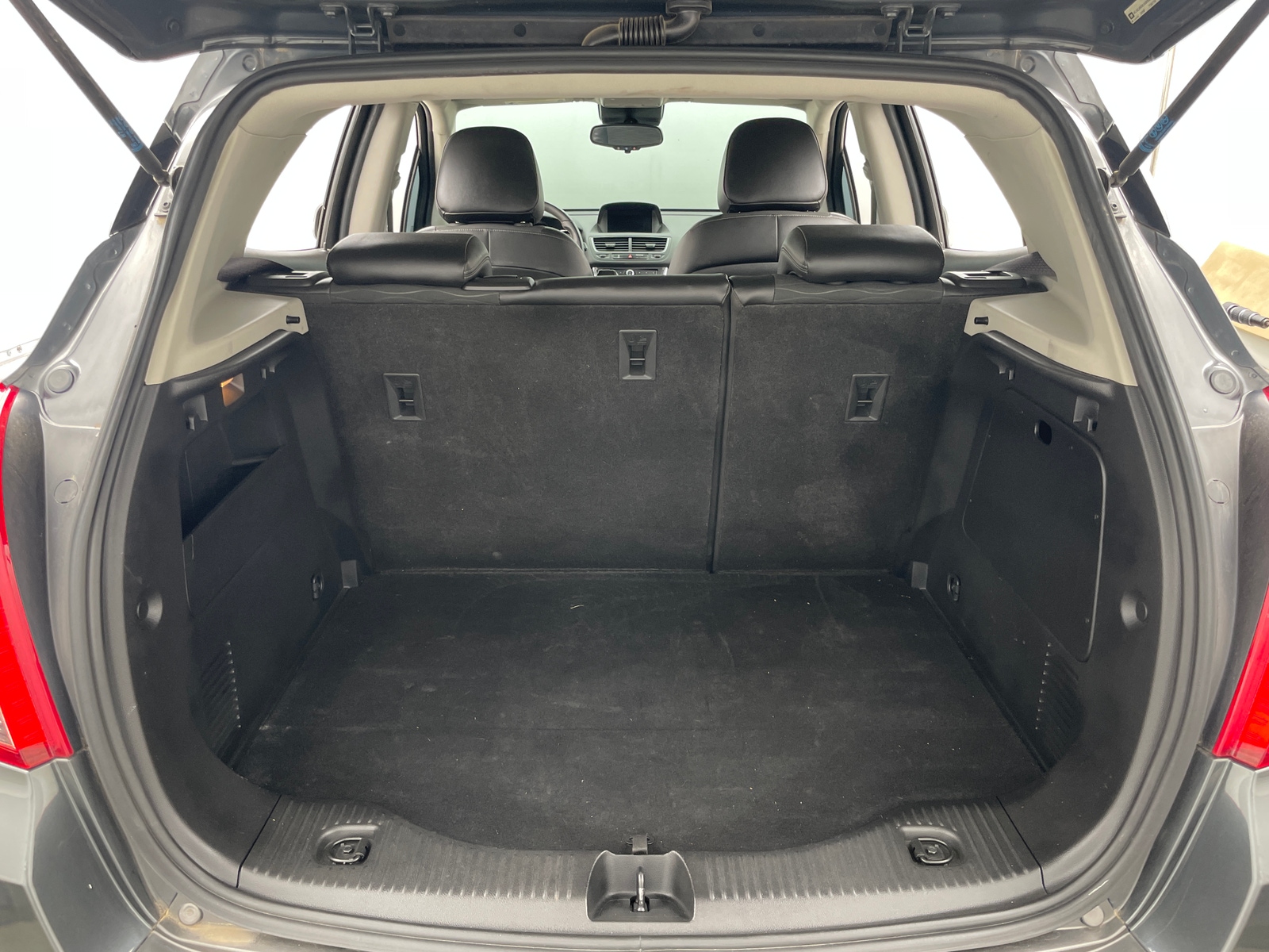 Thumbnail: 2016 Buick Encore - 6