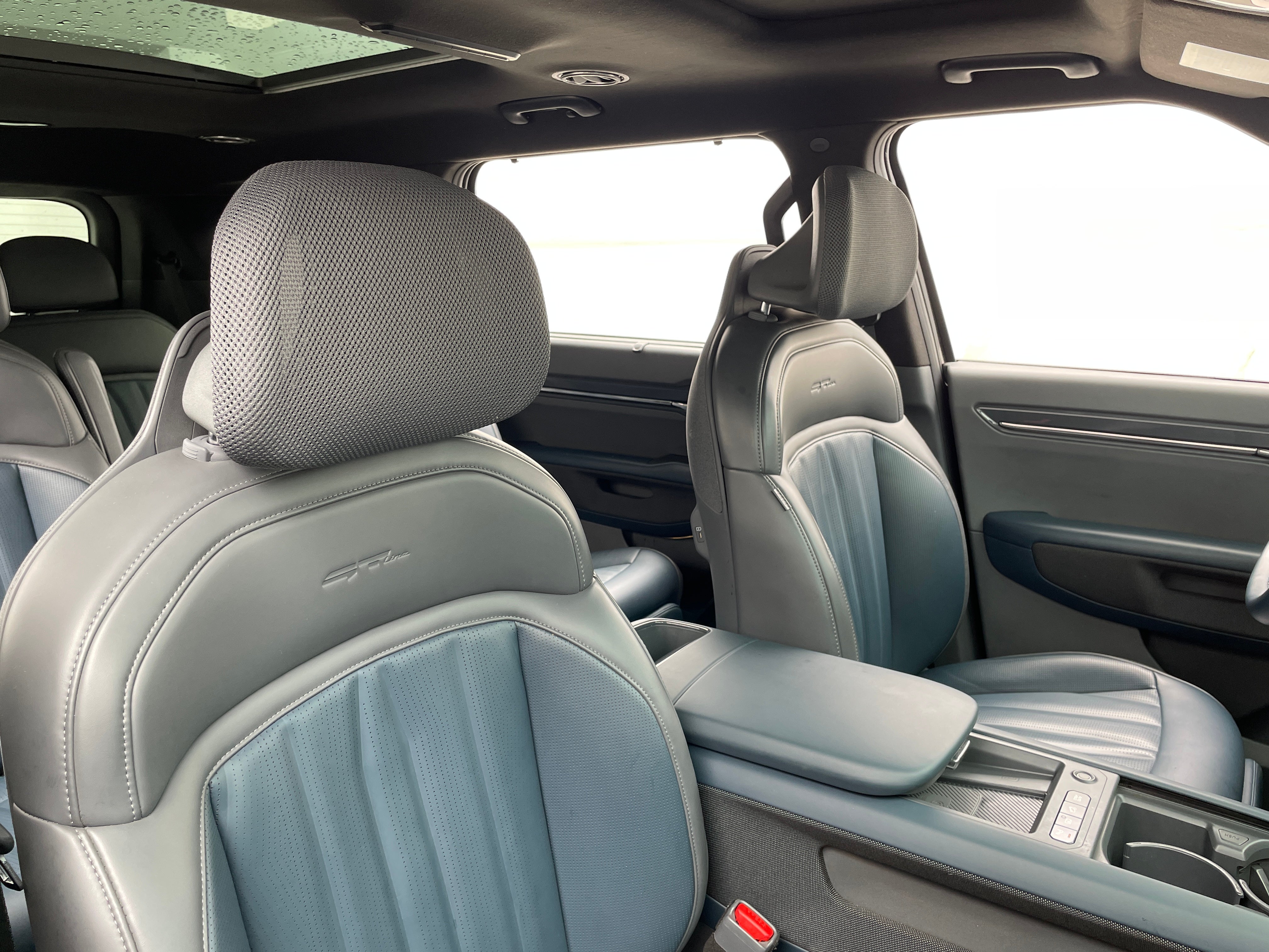 Used 2024 Kia EV9 GT-Line with VIN KNDAEFS53R6034610 for sale in Oak Creek, WI