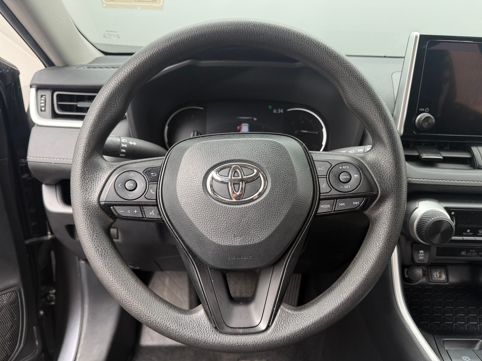 Thumbnail: 2025 Toyota RAV4 - 5